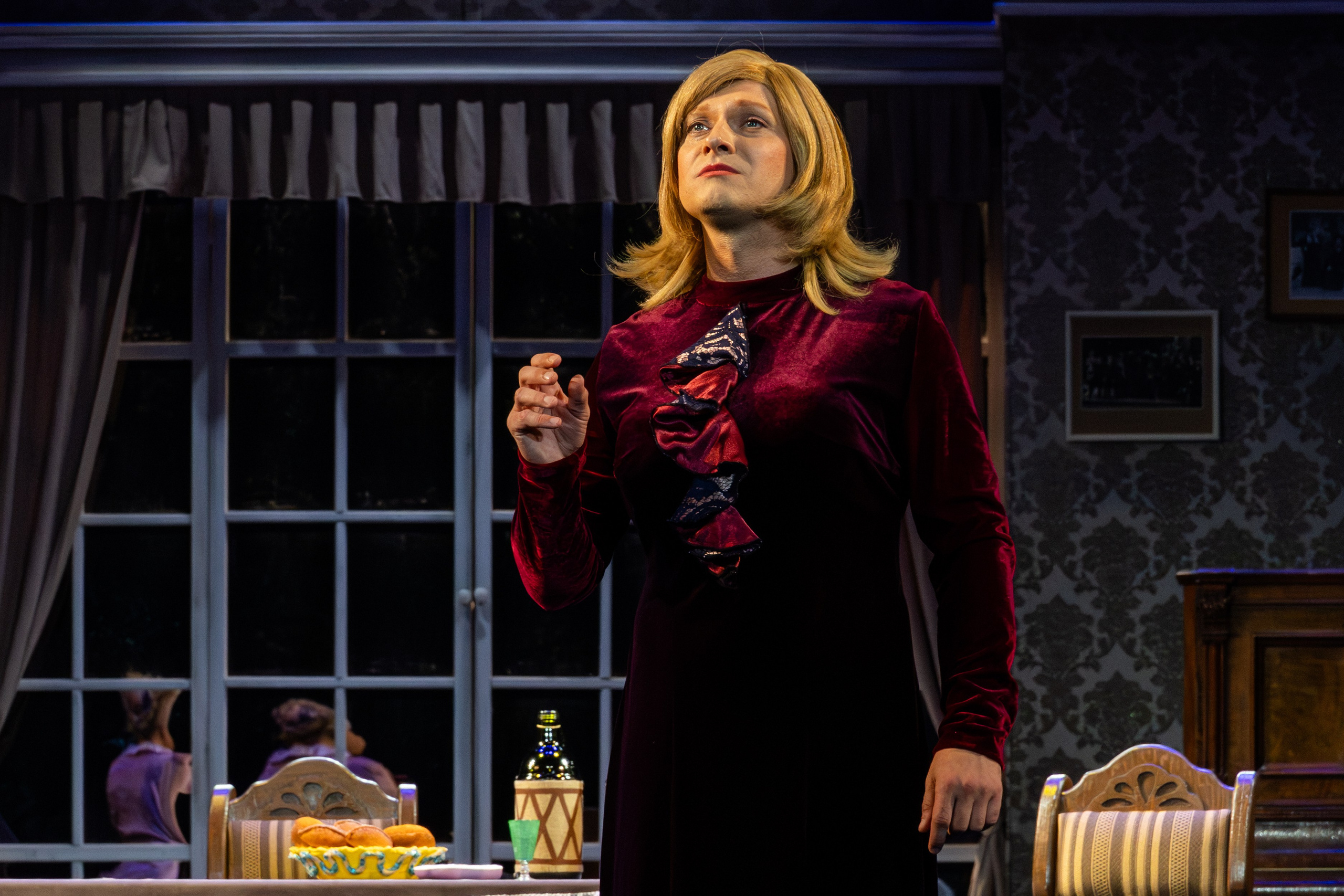 Театр Юного Зрителя «Отчаянные Тетки». Фотограф Марк Файзулин