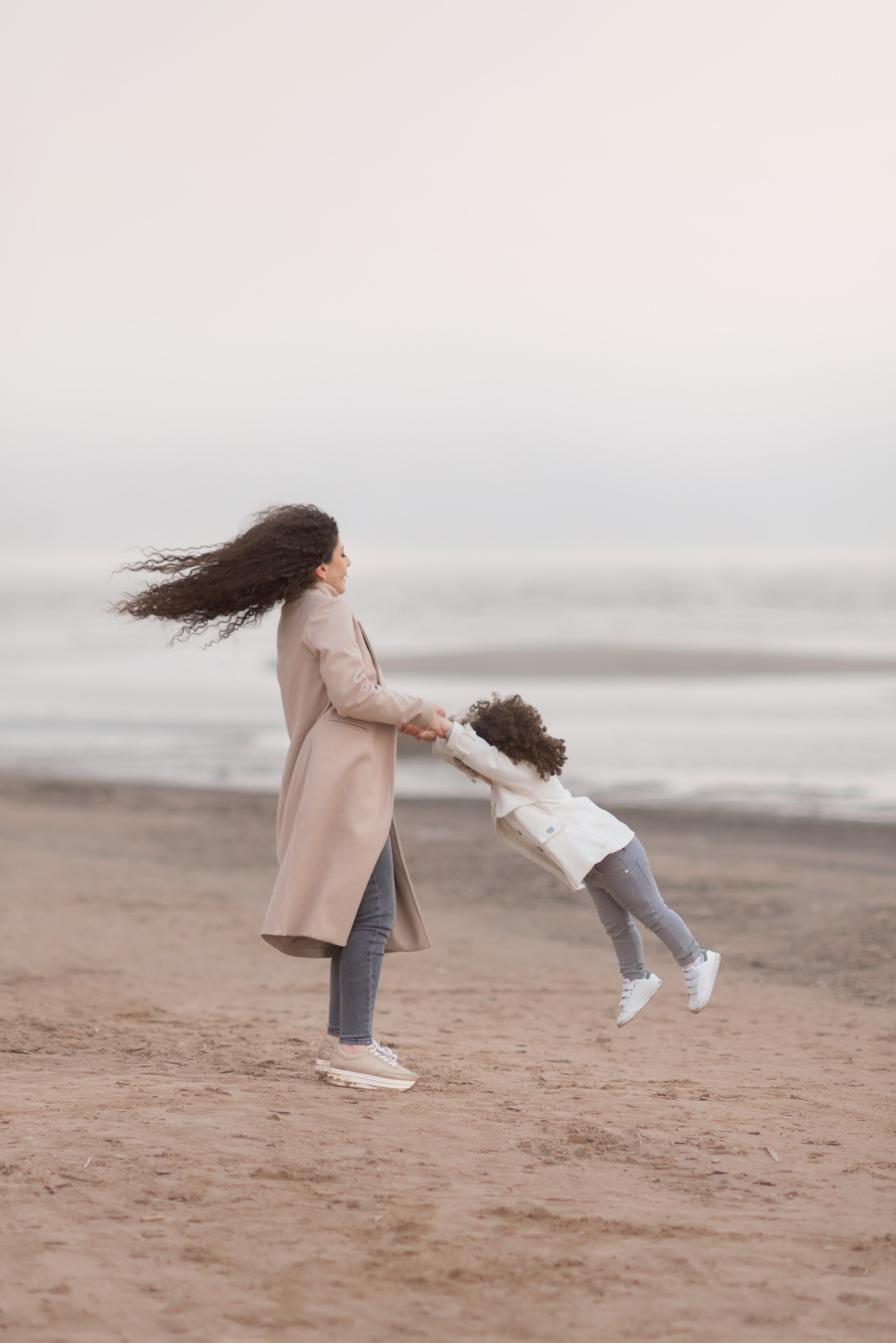 Фотосессия на Финском заливе. Диана и Элиса. Фотограф Юлия Кондратьева