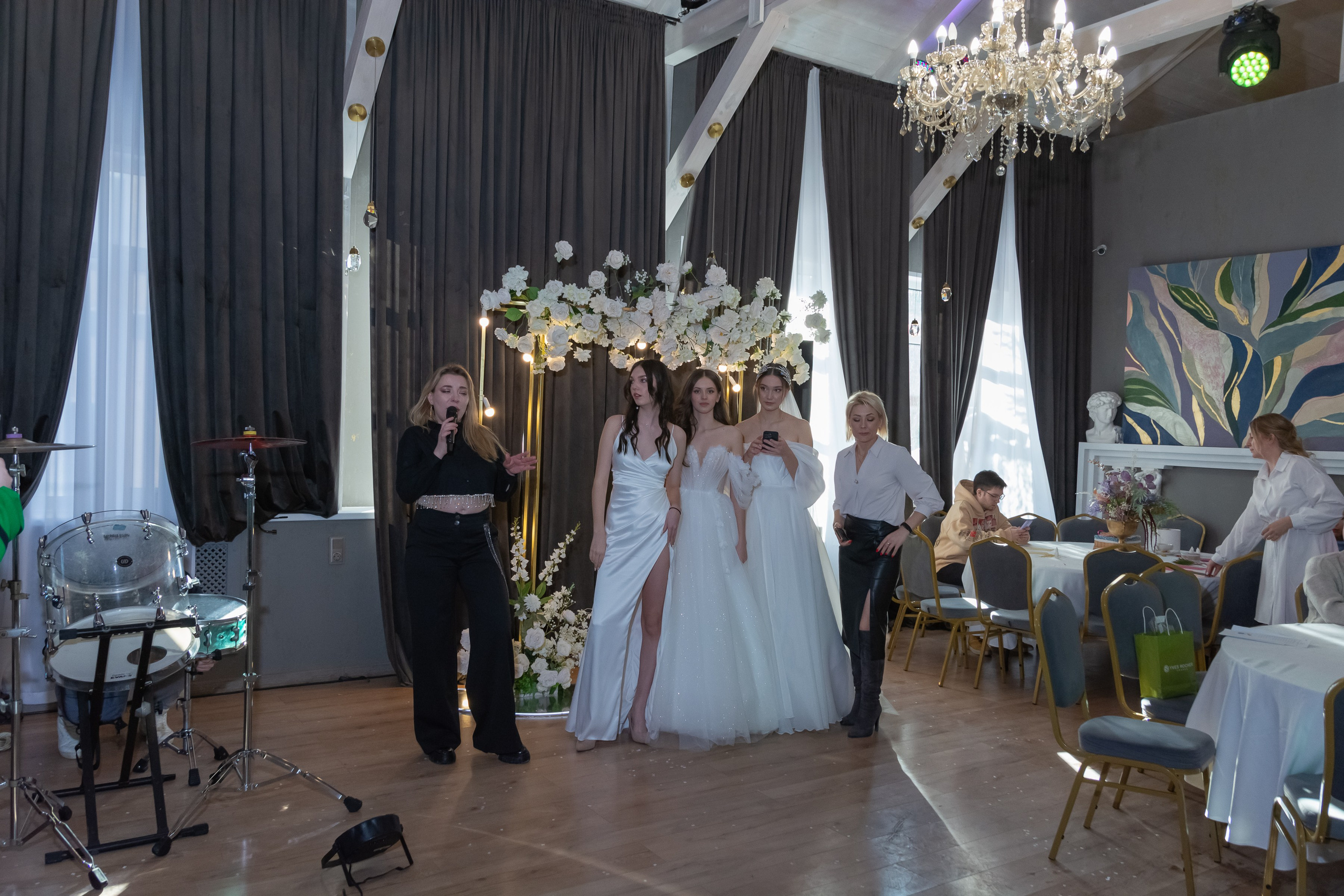 Свадебное чаепитие для молодоженов