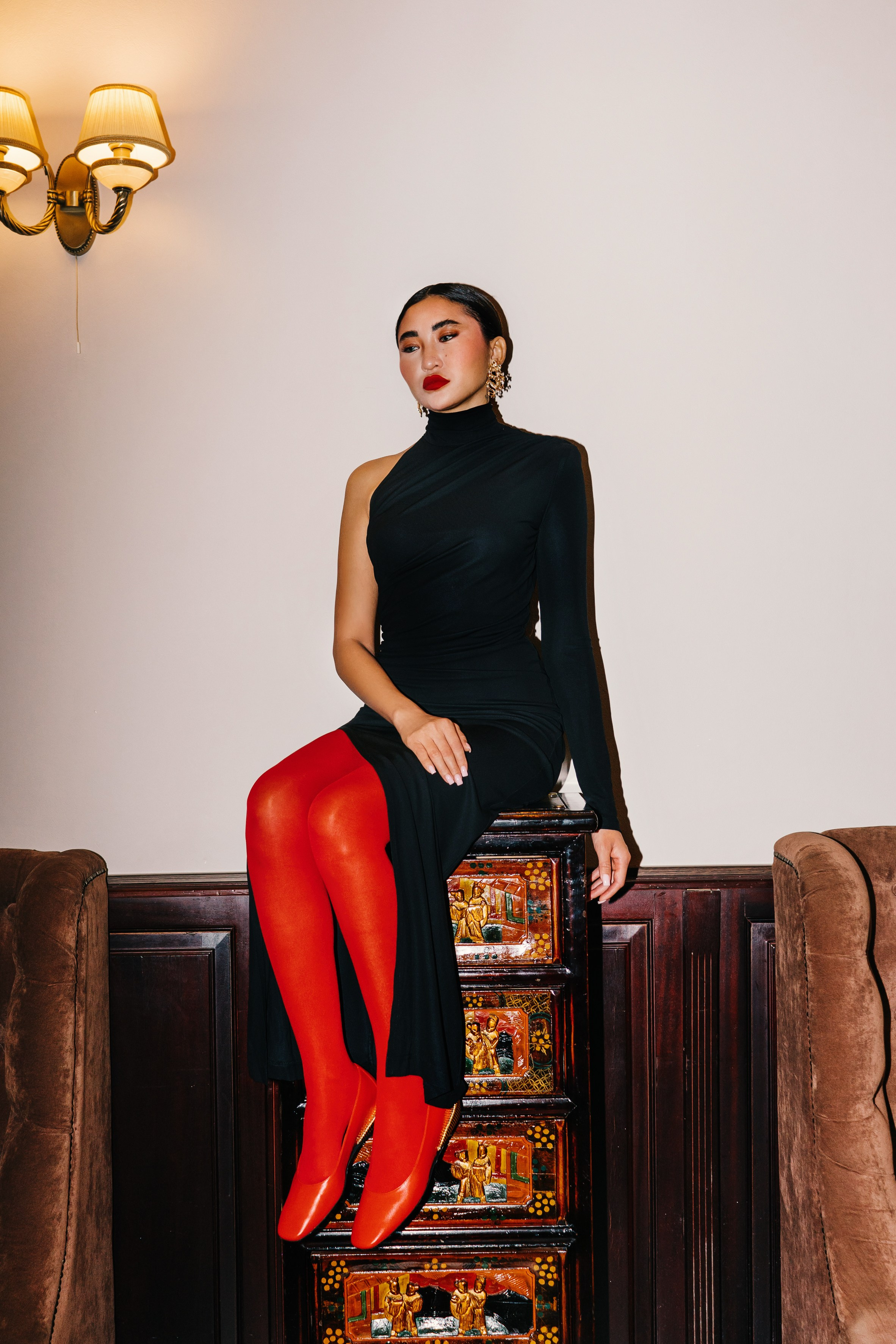 Съемка «Год дракона» для журнала Vmode. Женский фотограф в Москве Анастасия Сидорова