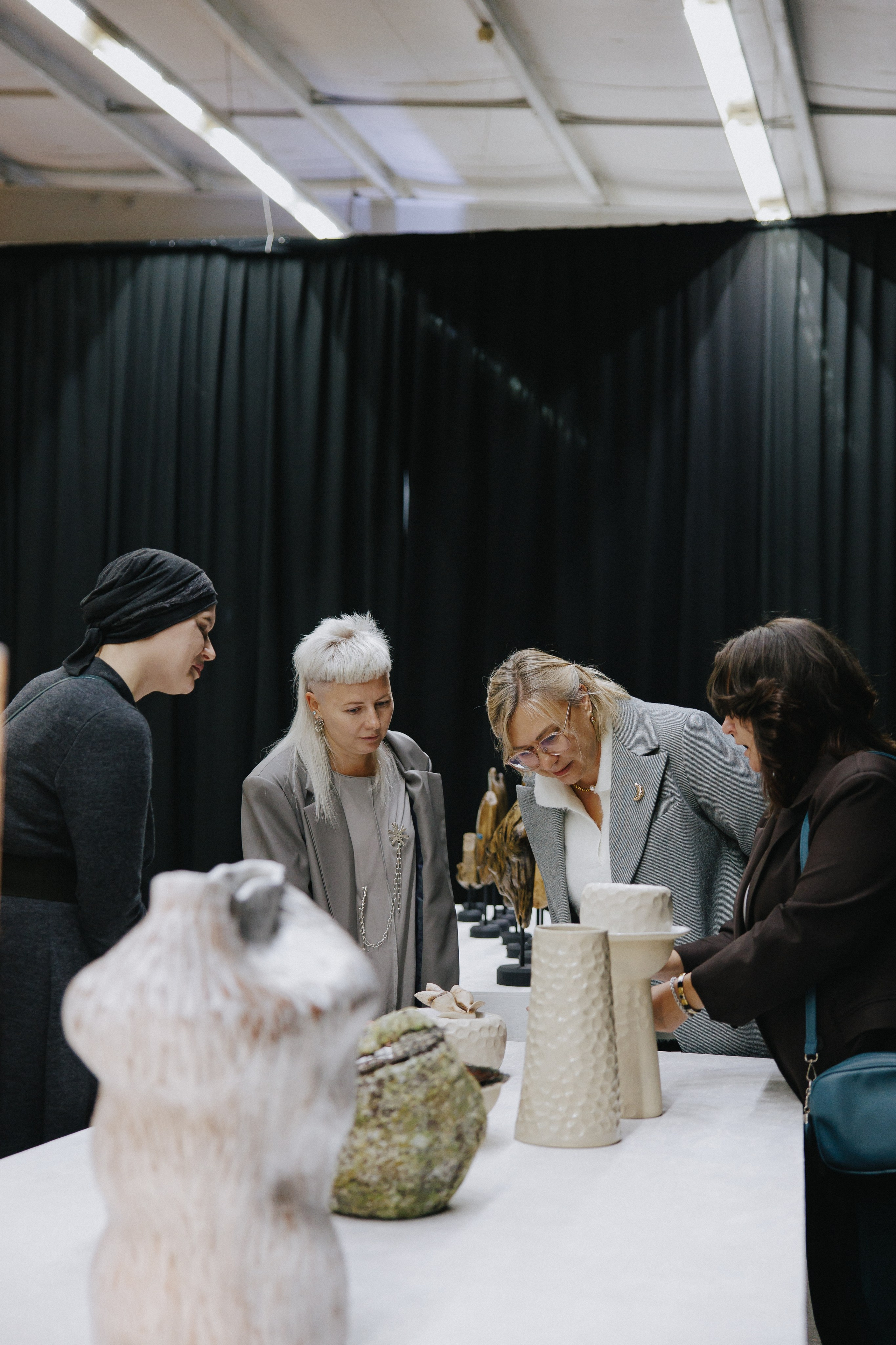 Выставка СТО ВЕЩЕЙ В ИНТЕРЬЕРЕ. Фотограф Иркутск Антипин Сергей