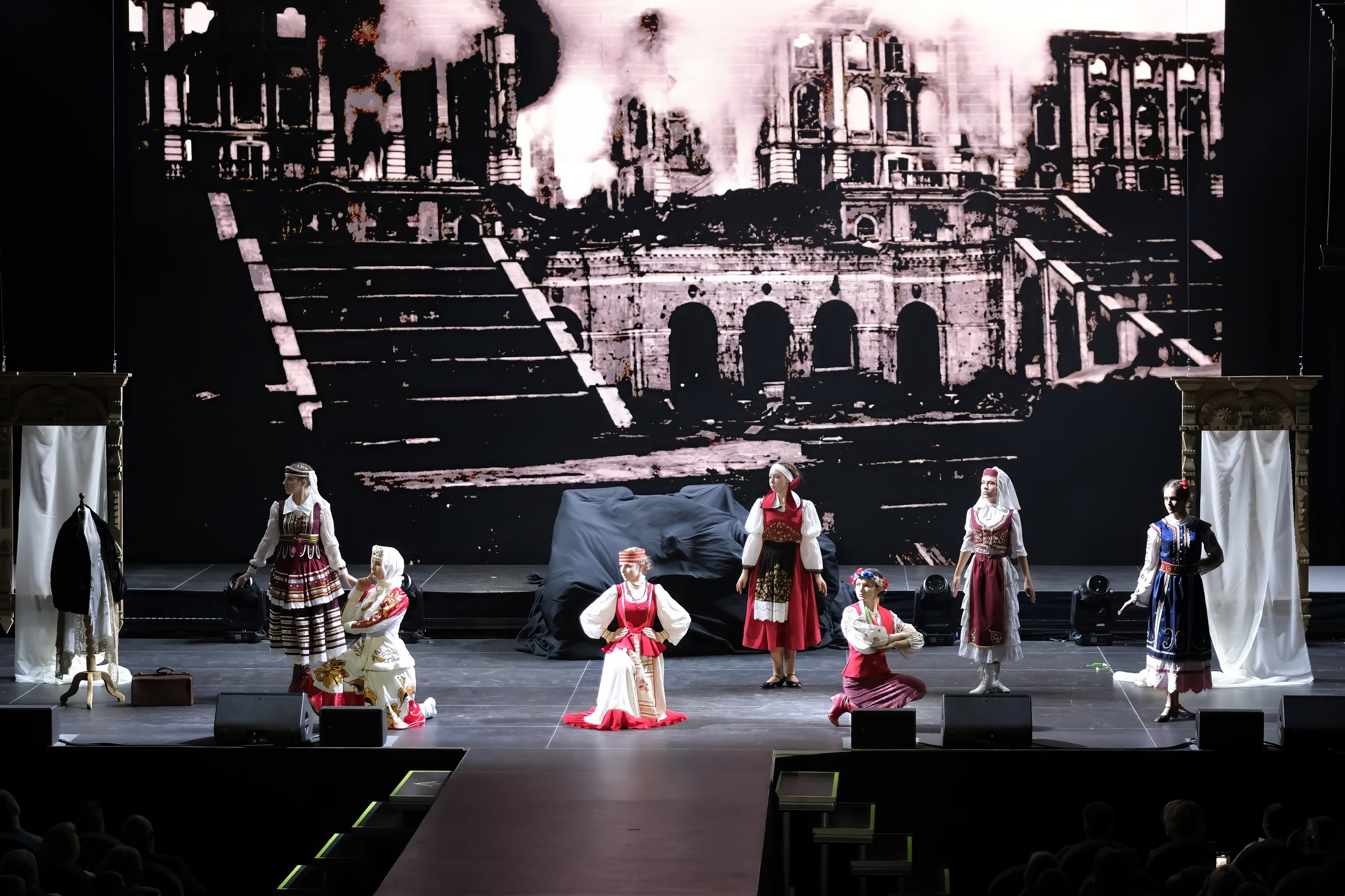 Подиумный спектакль «Стиль Надежды». Добро пожаловать в студию «Цифровой скульптор»  где искусство встречается с технологиями!