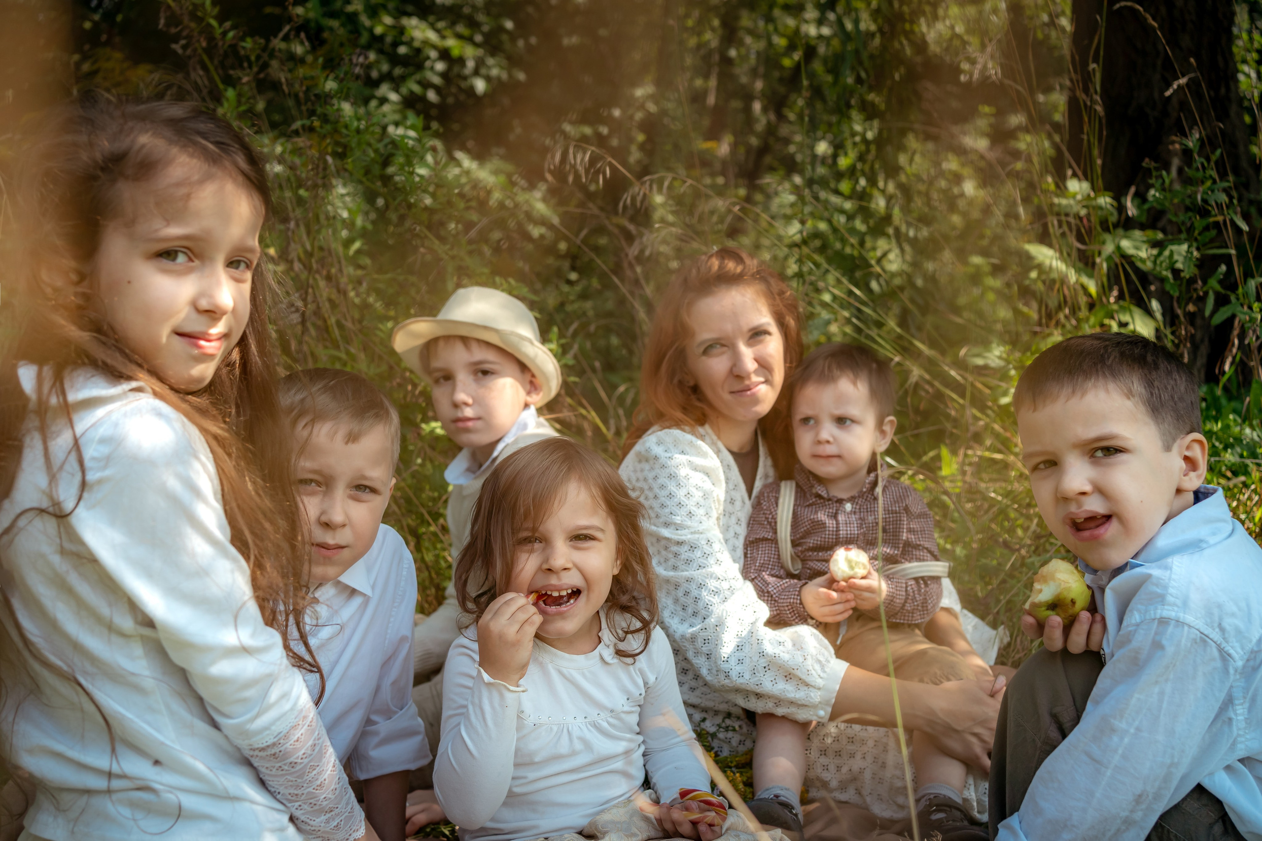 Екатерина с детьми. Семейный фотограф Варвара Сорока в городе Москве