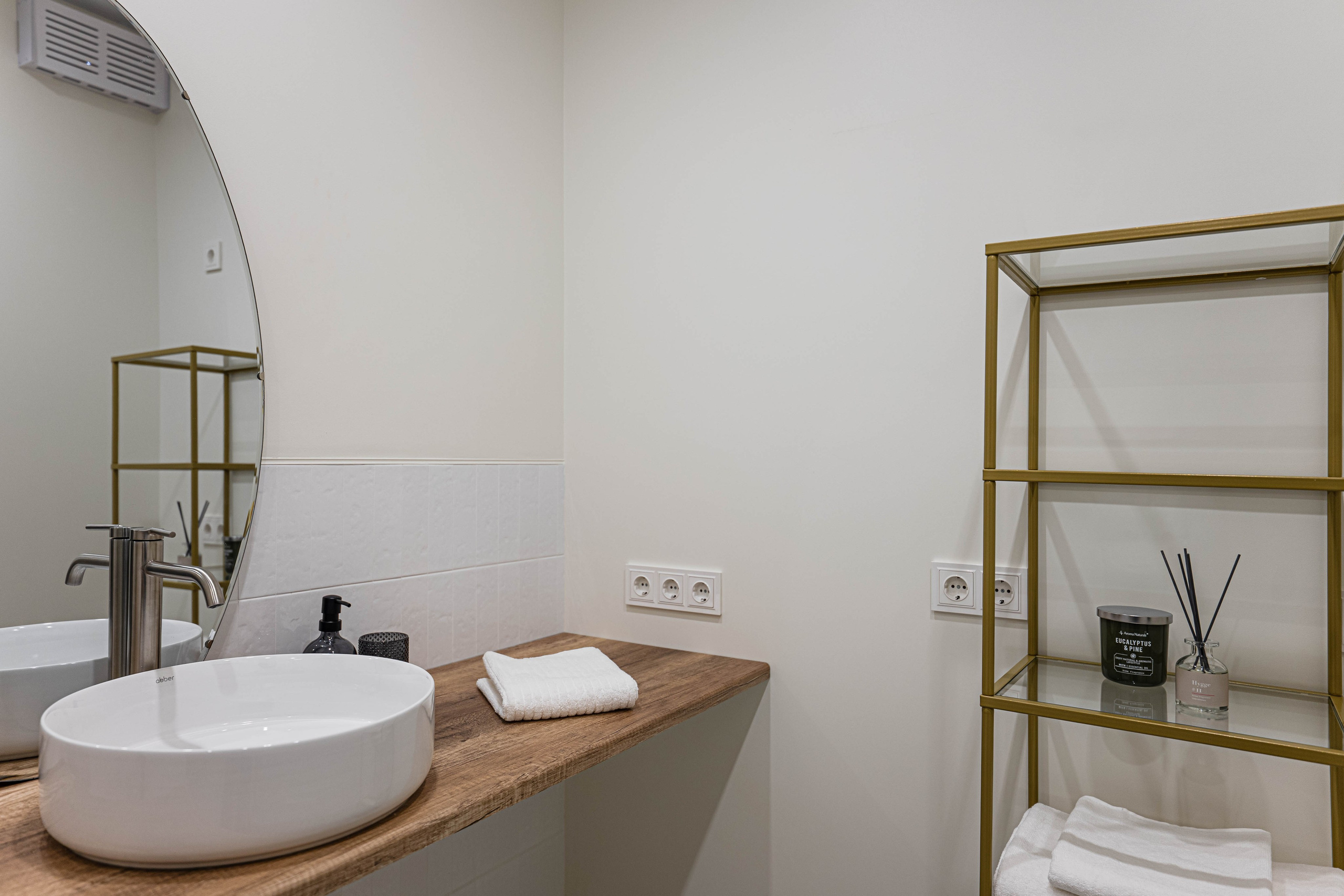 Фото и видео квартиры для сдачи в аренду. Интерьерный и репортажный фотограф в Санкт-Петербурге