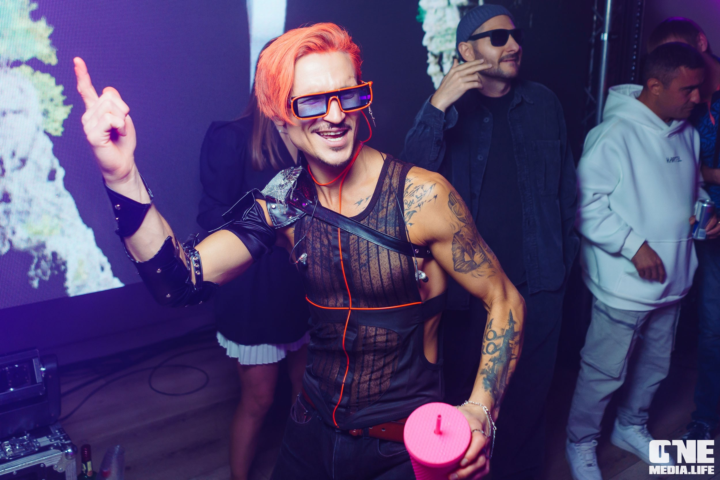 Фоторепортаж из клуба Universal. One Media Life: фоторепортажи, фотоотчеты с мероприятий и заведений