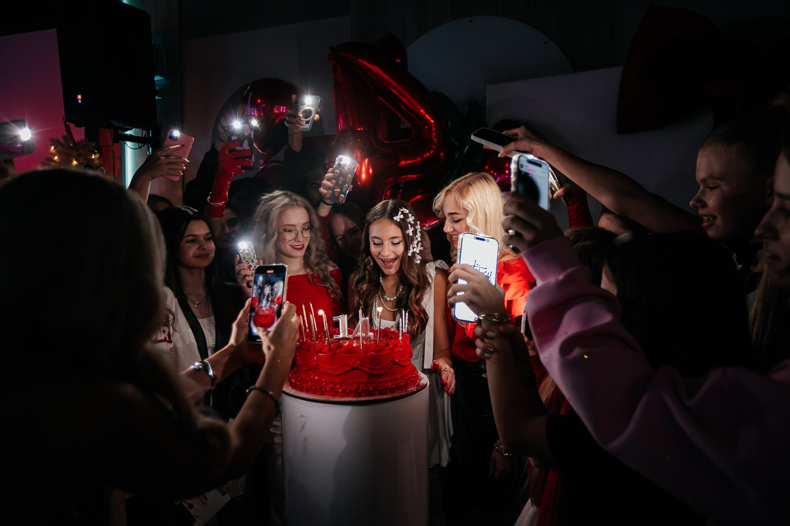 День рождения 14 лет. Женский и репортажный фотограф Москва Натали Смирнова