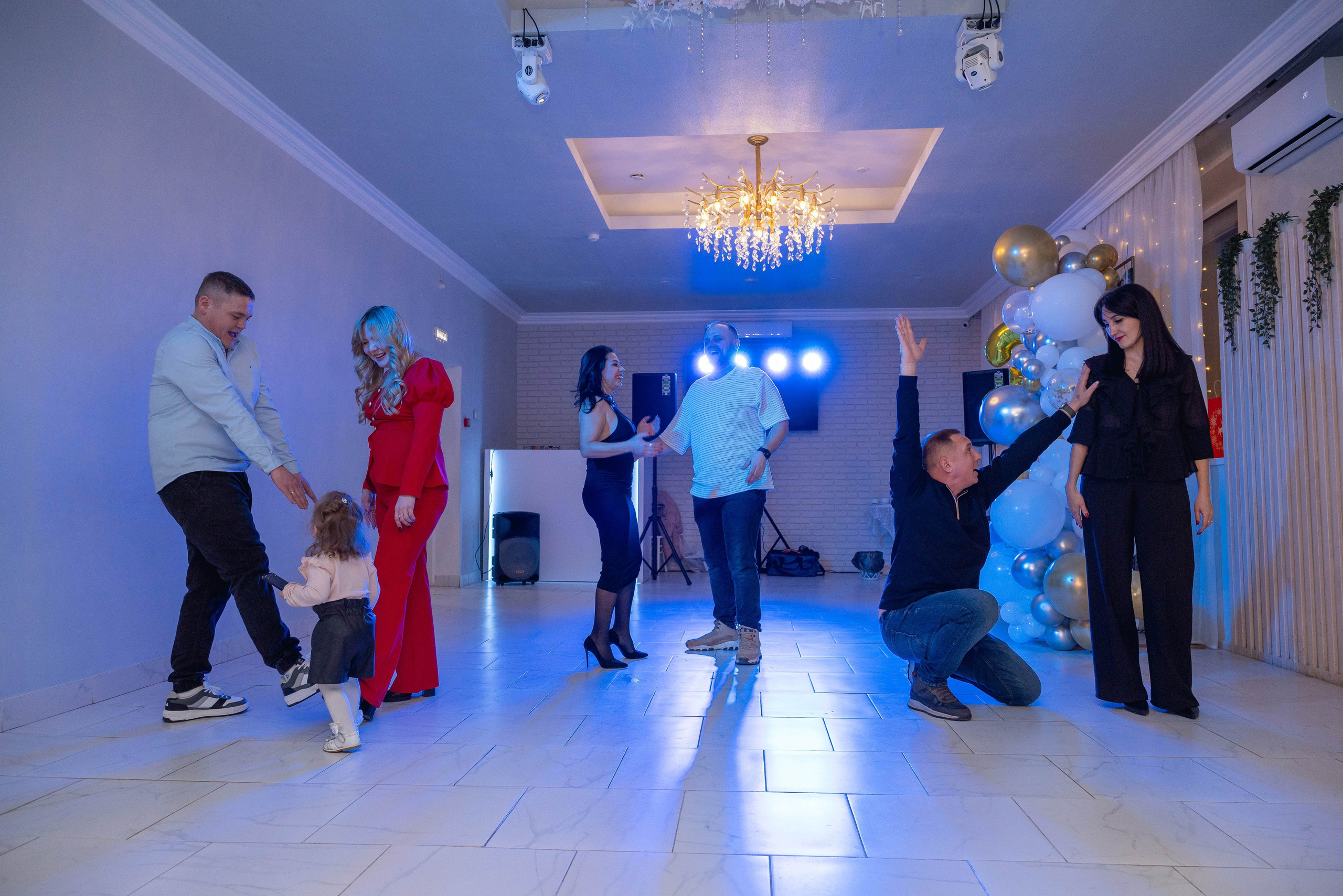 14.02.2025 Ирина. Меня зовут Михайлов Сергей, занимаюсь фото и видео г. Чебоксарах