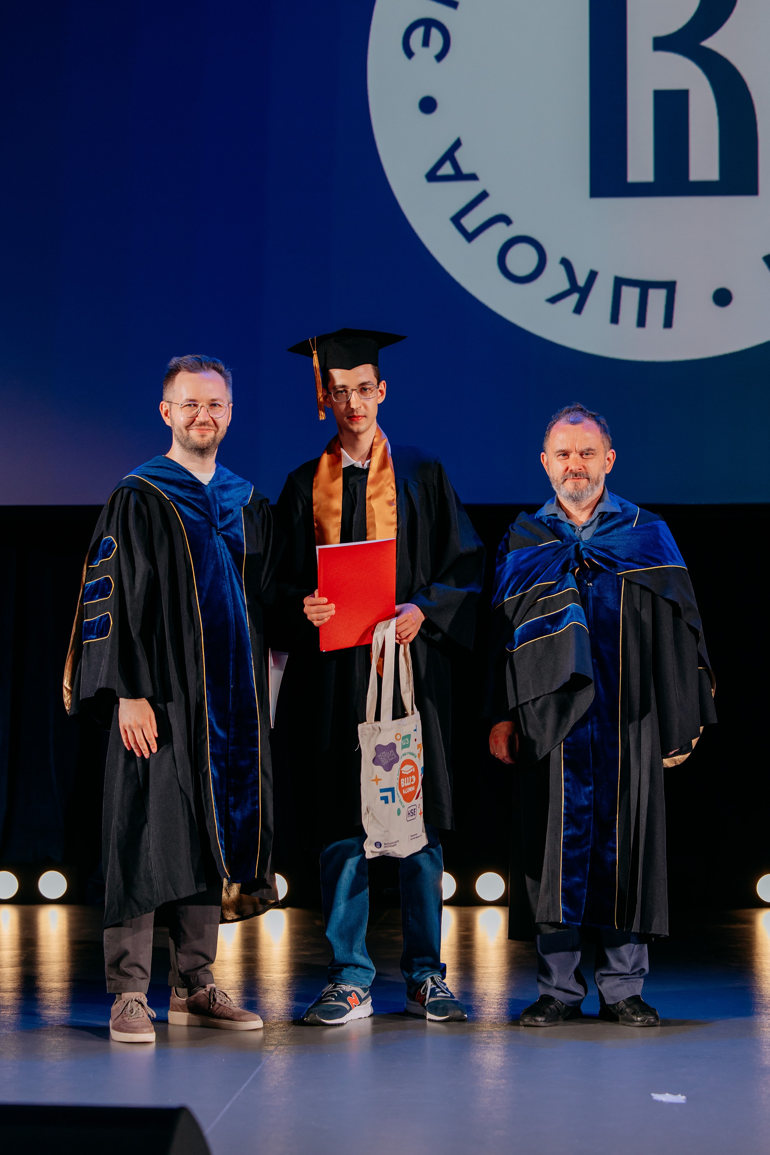 Вручение дипломов. Фото и видео съемка. Андрей Ионов