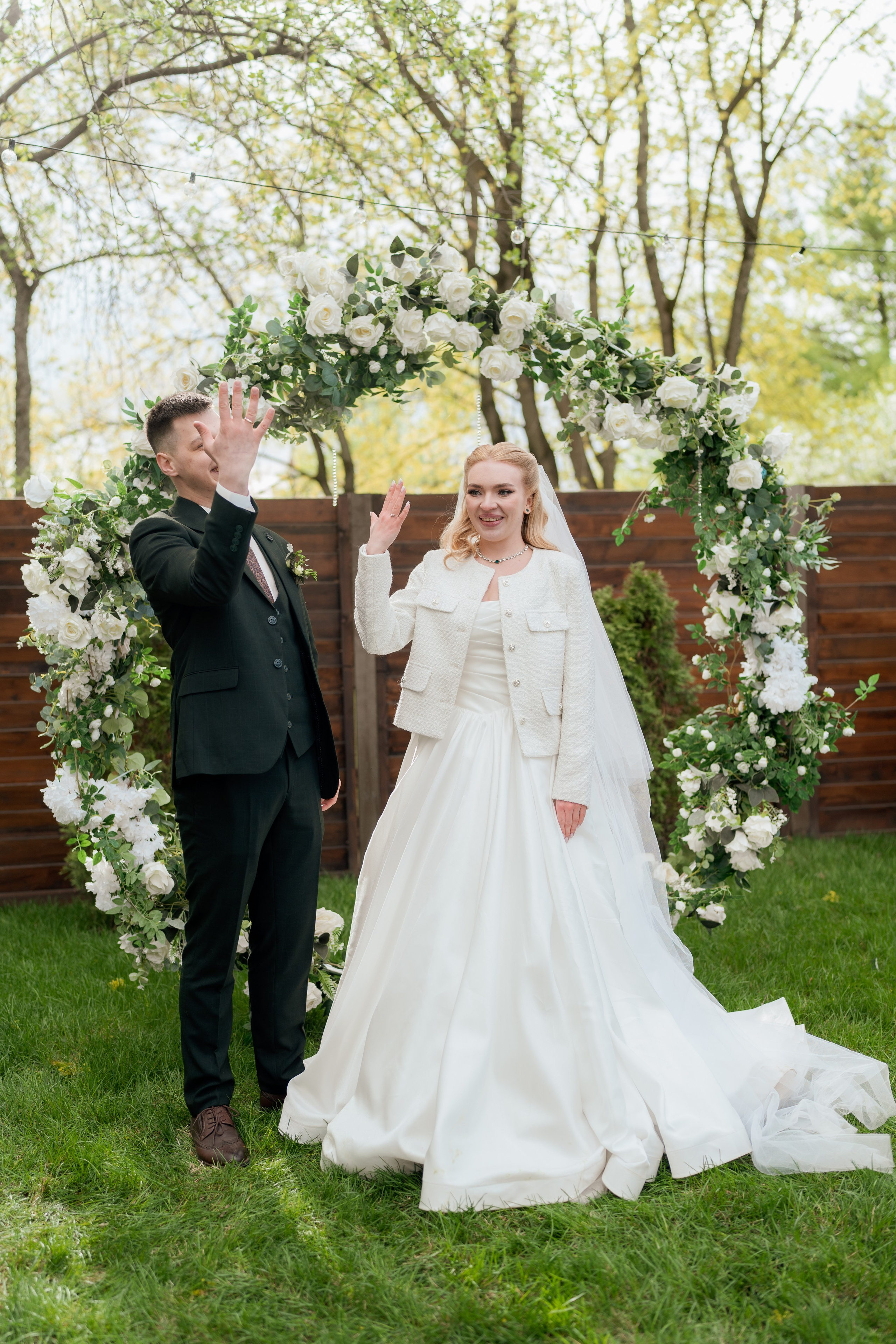 Алиса и Влад. Полный свадебный день (утро, усадьба, прогулка, выездная регистрация, банкет). Дата съемки 26.04.2025. Свадебный фотограф Москва