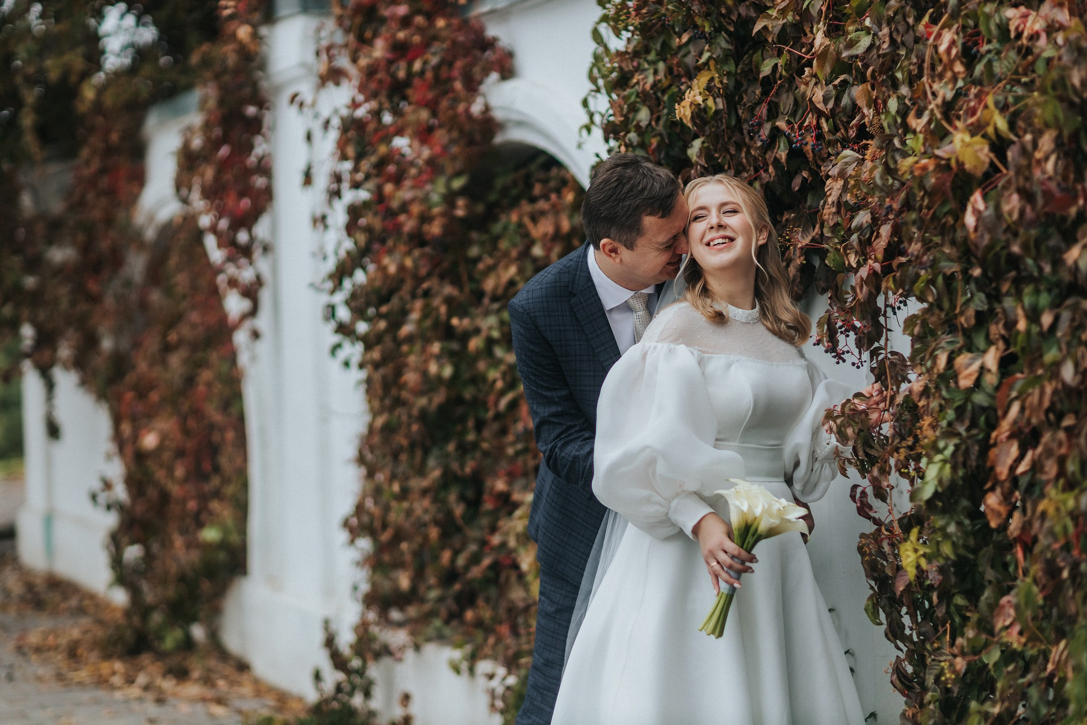 Егор и Екатерина. Осень, музей Машкова. Фотографы в городе Волгограде — Людмила Агеева и Алексей Околелов