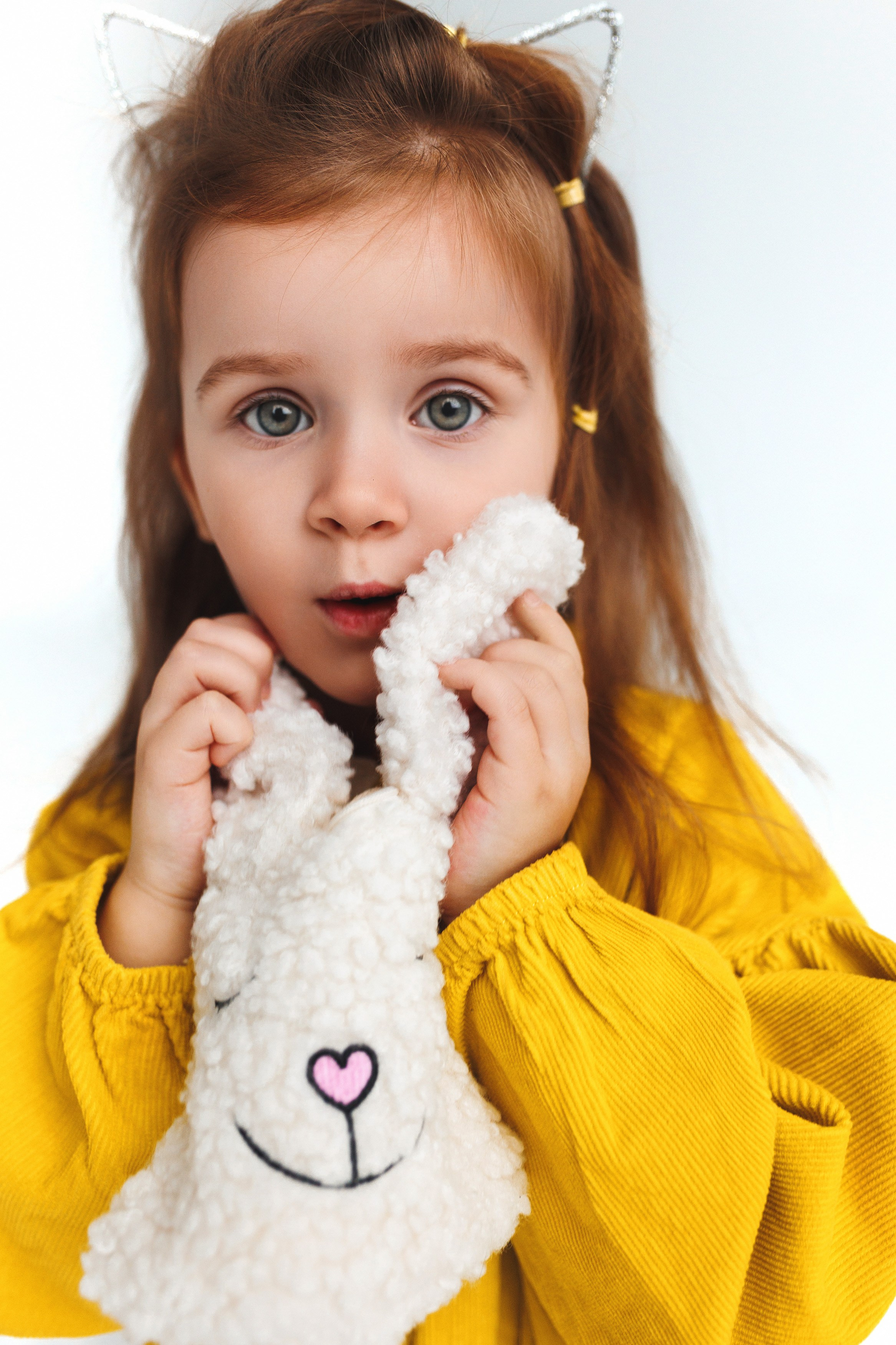 Детская фотосессия. Первая съемка Матильды в студии