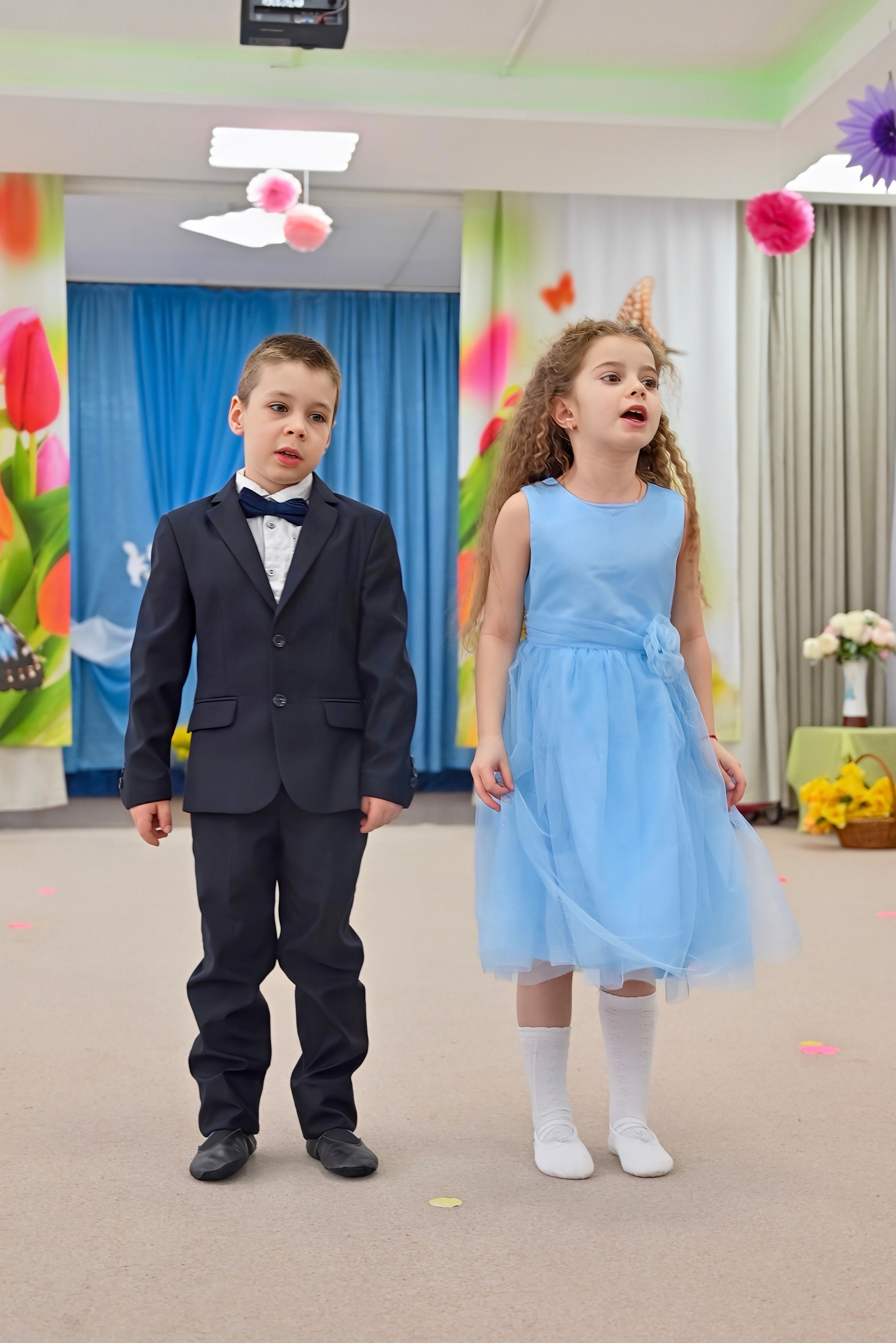 Праздник в группе Цветик семицветик. Семейный и детский фотограф Москва