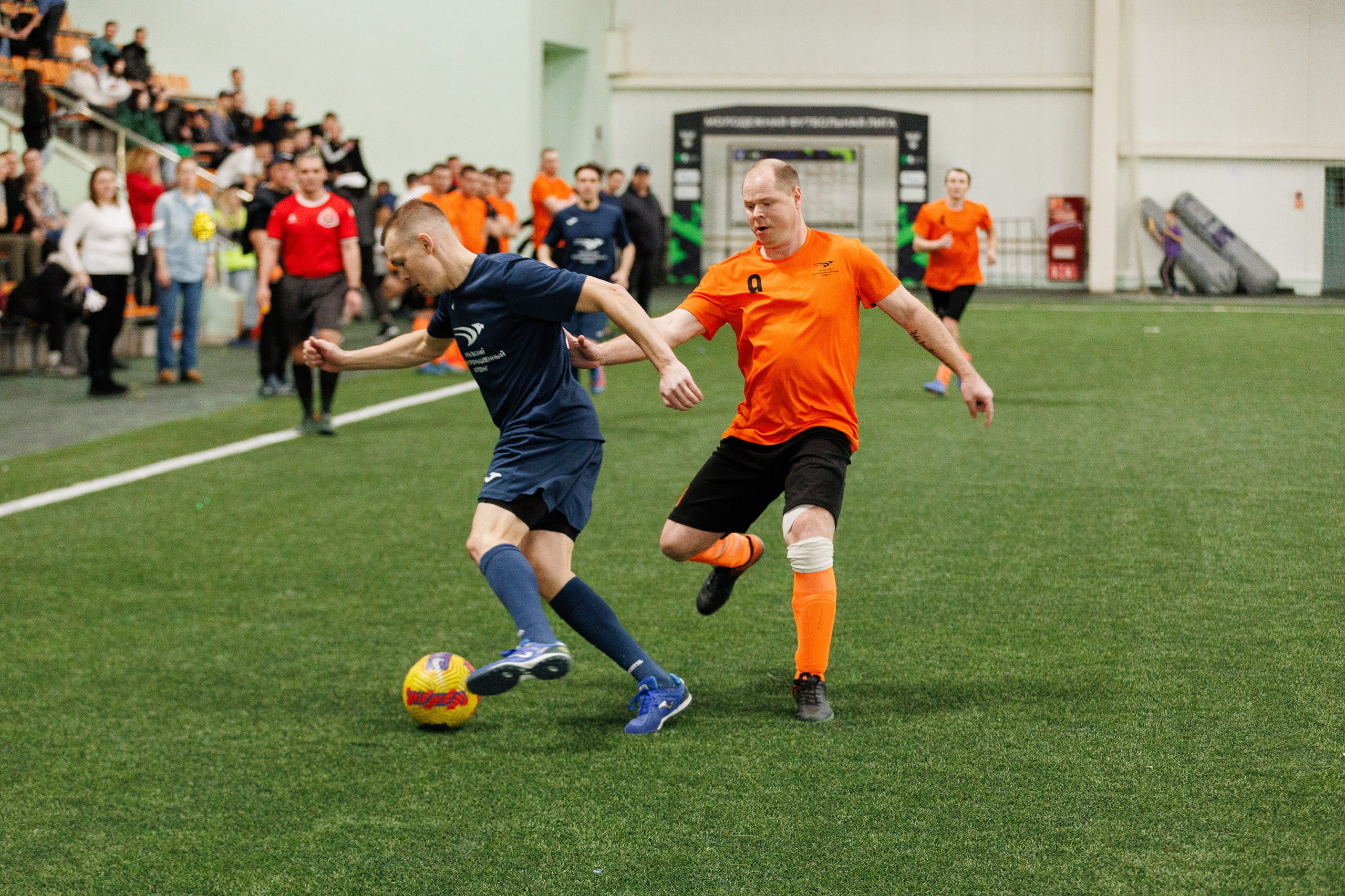 Фотограф на корпоративный футбольный турнир. Контент для бизнеса в Екатеринбурге Полдень Медиа