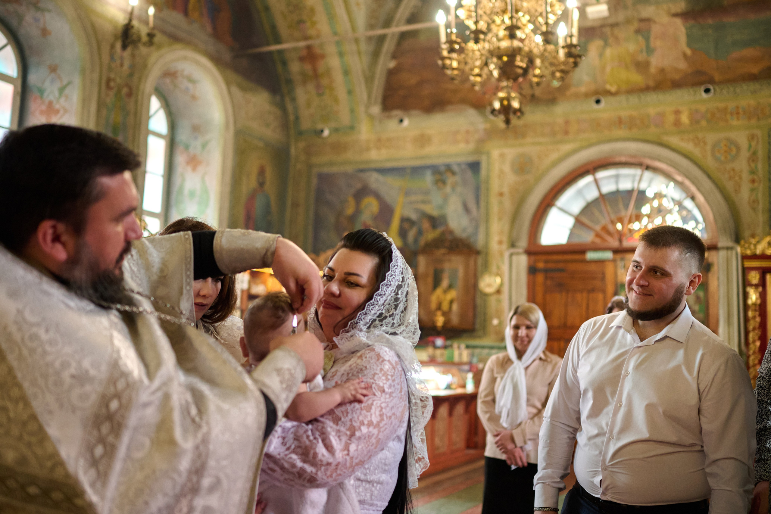 Фотосъемка крещения Саши. Профессиональный фотограф Старый Оскол, Губкин — свадьба, венчание, крещение, юбилей и день рождения