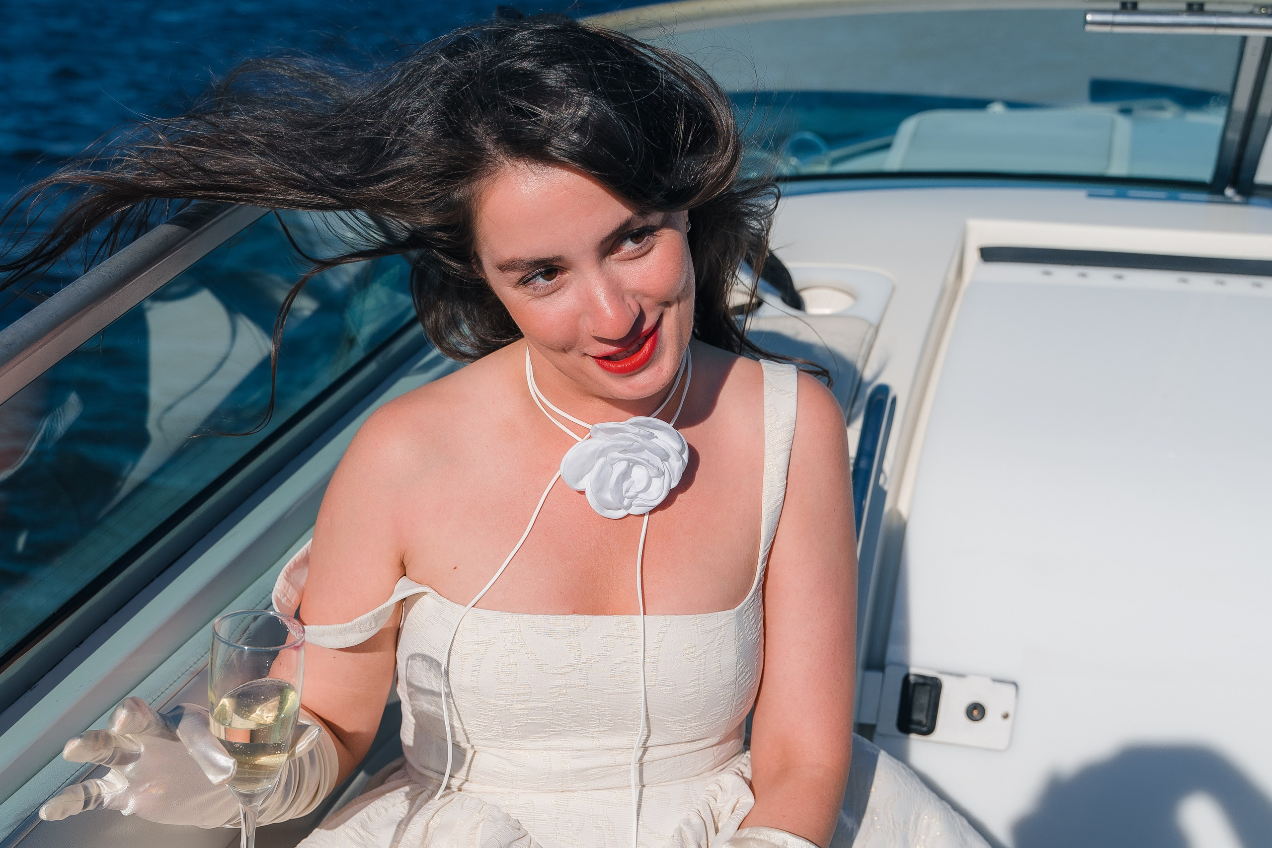 Фотосъемка девичника, встреча девушек, веселые женские портреты