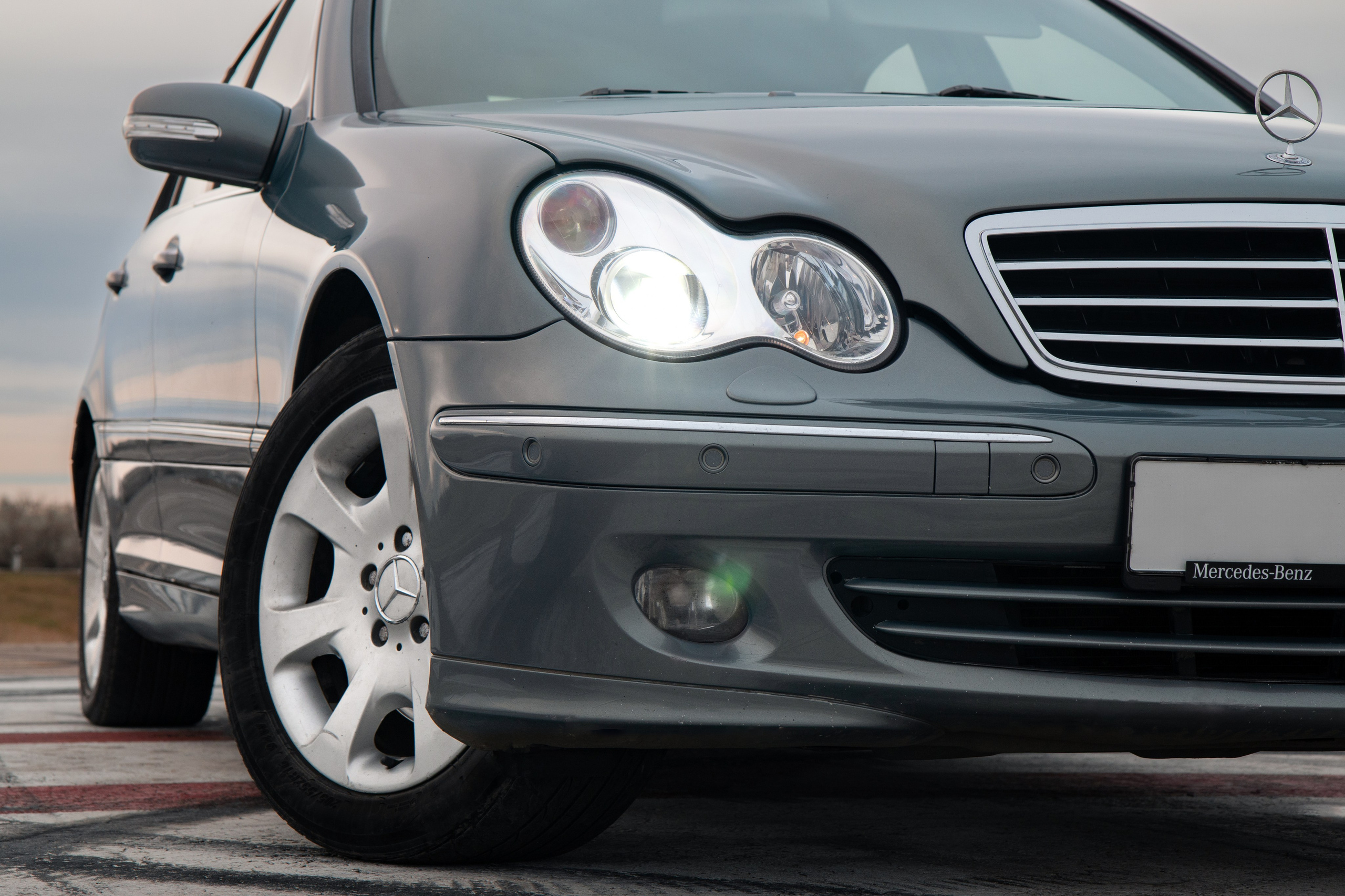 Mercedes-Benz C280. Автомобильный фотограф и видеограф в Новосибирске|Александра Косухина