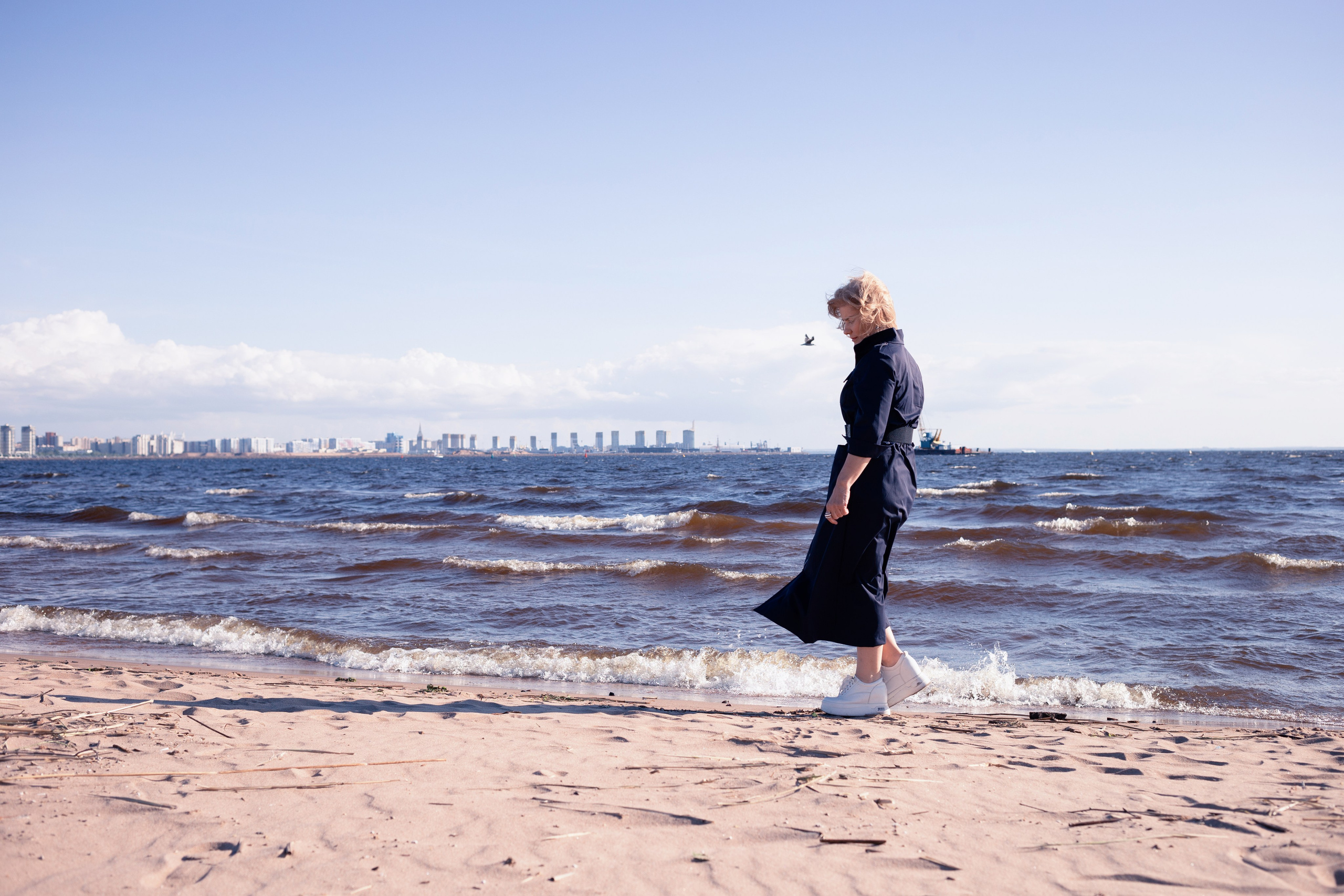 «Воды Петербурга»: фото на Финском заливе. Портретные фотосессии, контент-съемки, репортаж