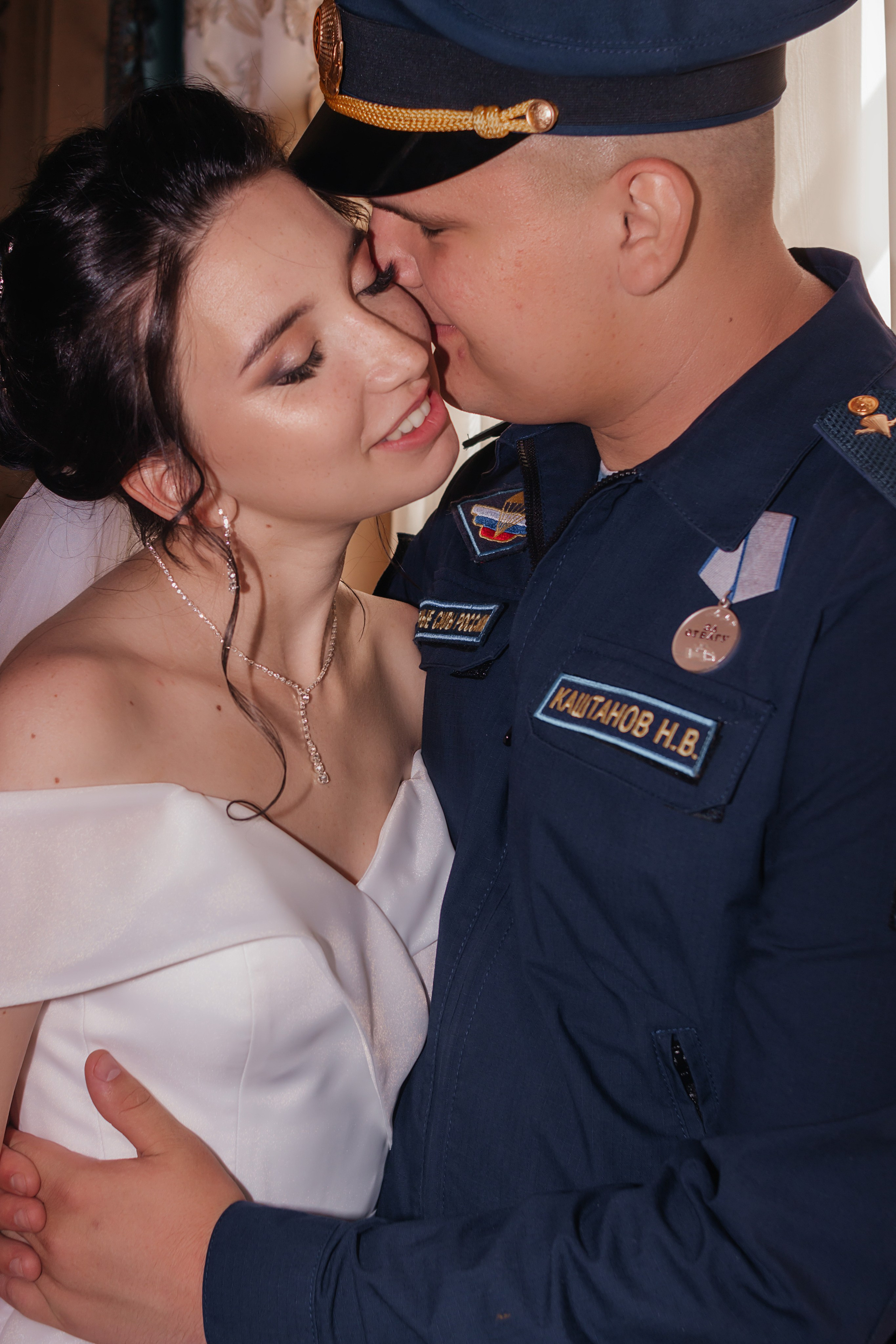 Свадебная съемка Лены и Никиты на Стрелке и в Ресторане Парус на Гребном канале. Свадебный фотограф и фотограф Love-Store в Нижнем Новгороде Анастасия