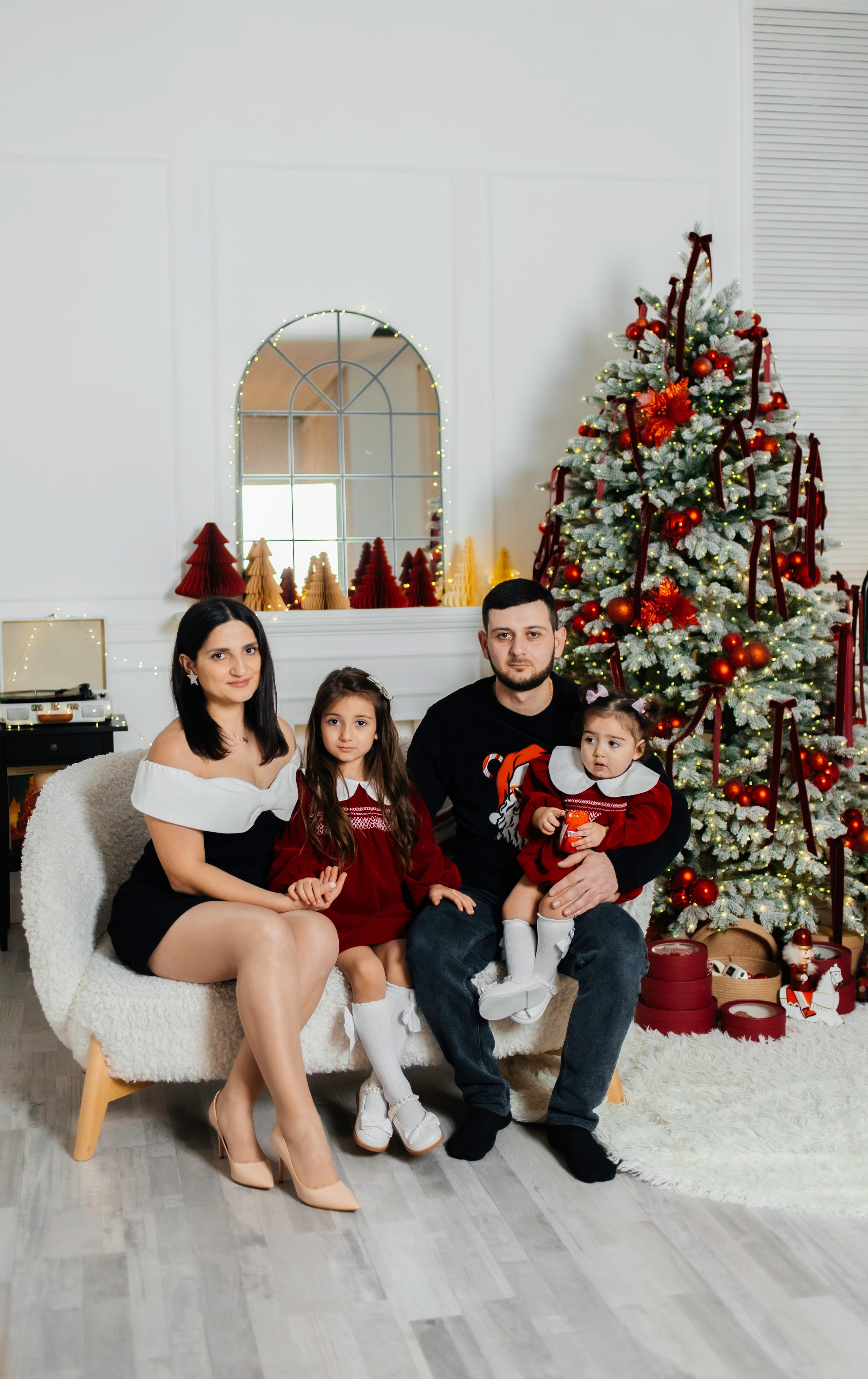 Студийная съемка в Сочи. Семейный фотограф в Сочи, Лоо, Дагомысе, Вардане Кучумова Олеся