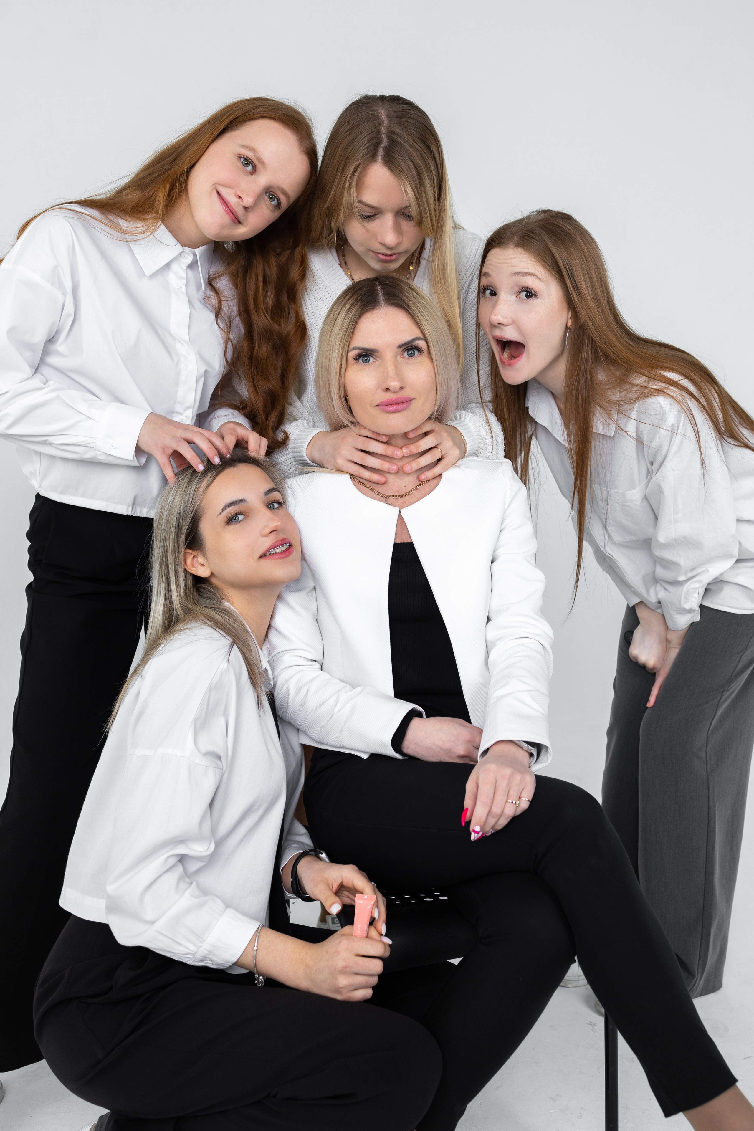 Фотосессия на выпускной альбом 11 класс Саратов. Выпускные альбомы Саратов Энгельс фотограф Титова Ирина