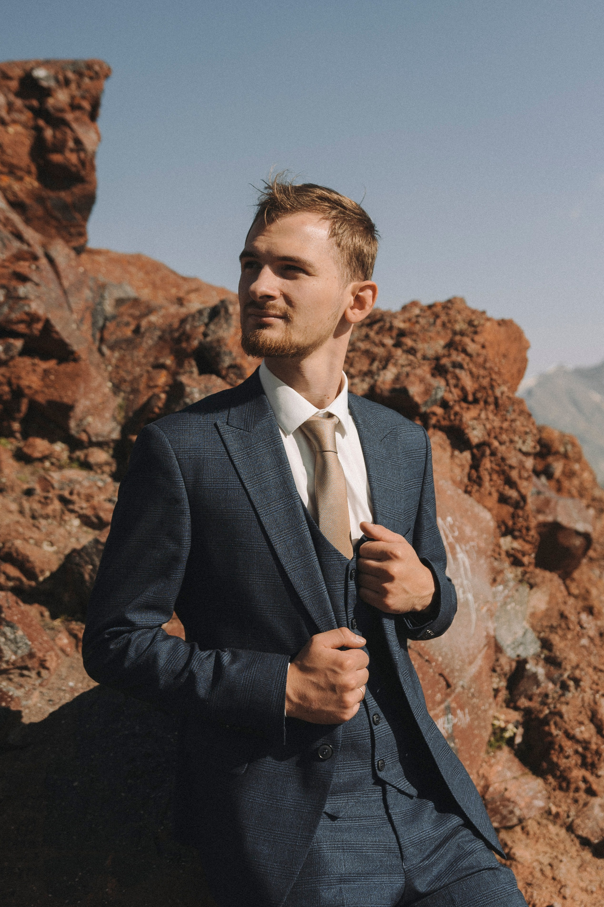 МЕЖДУ НЕБОМ И ЗЕМЛЕЙ. Фотограф Настя Конник | Пятигорск | Эльбрус | Домбай | Архыз | Видеограф КМВ