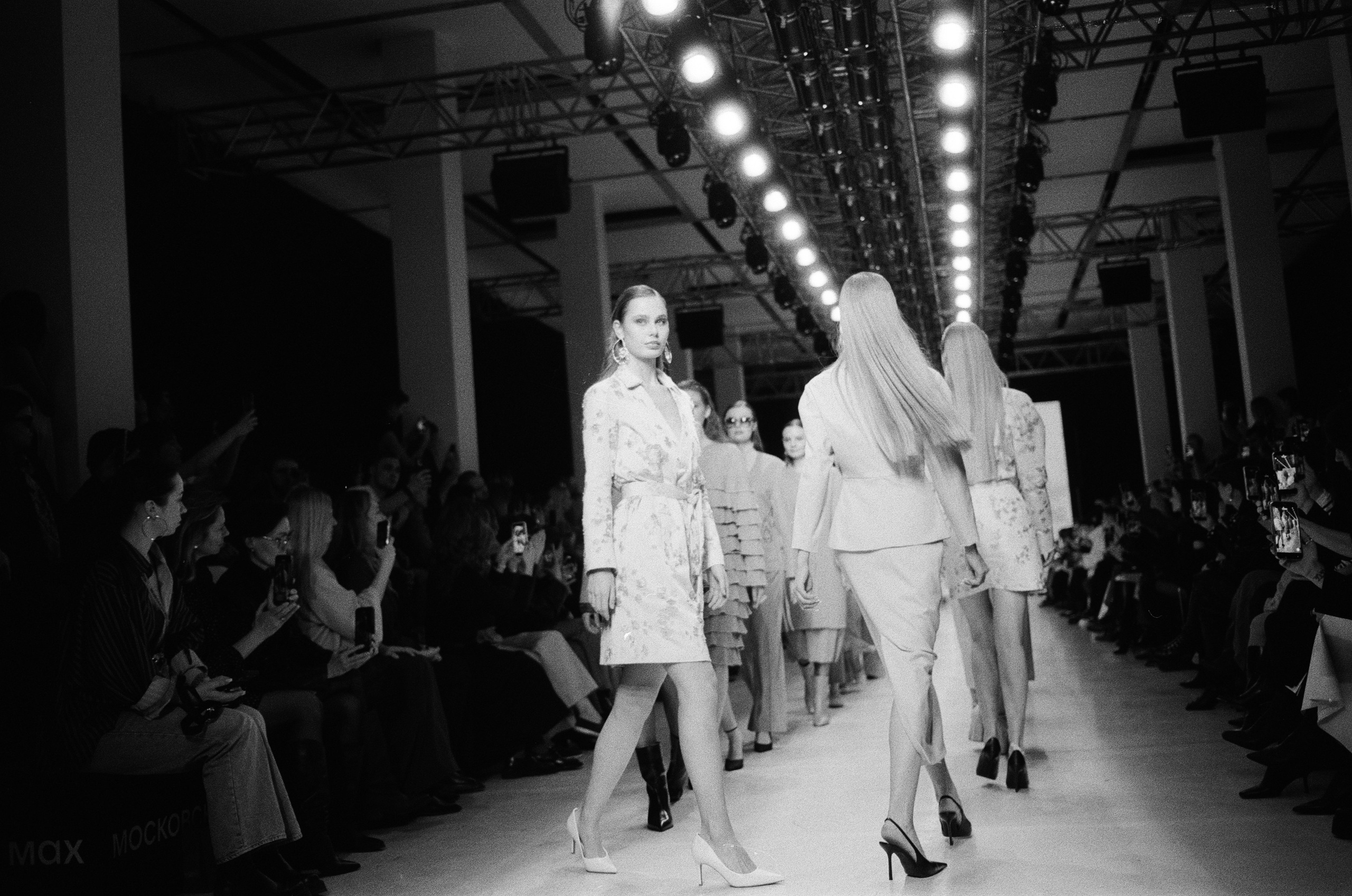 День 3. Плёночный фотограф Москва, Саша Звук