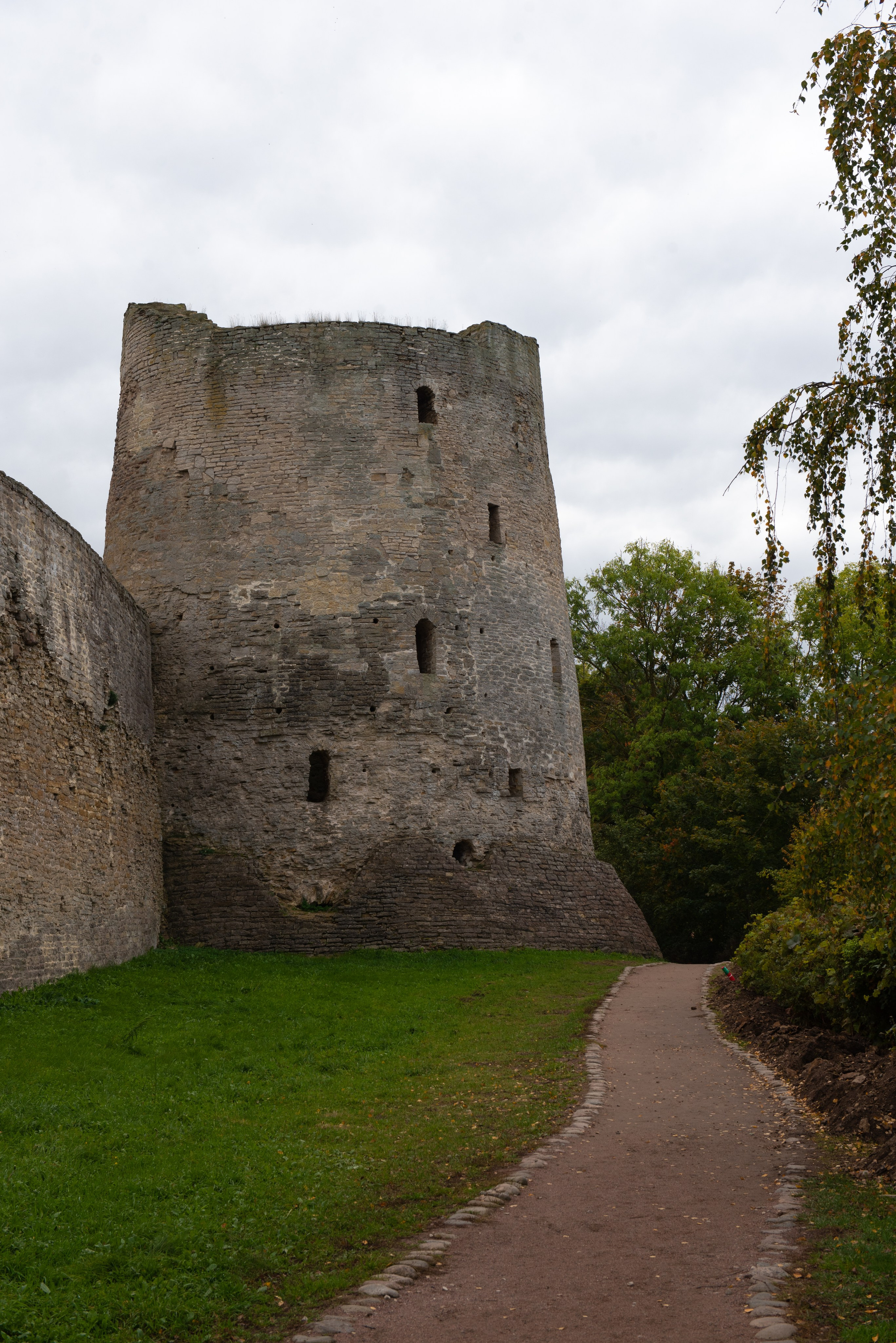Изборск. Портретный и архитектурный фотограф в Москве и Санкт-Петербурге
