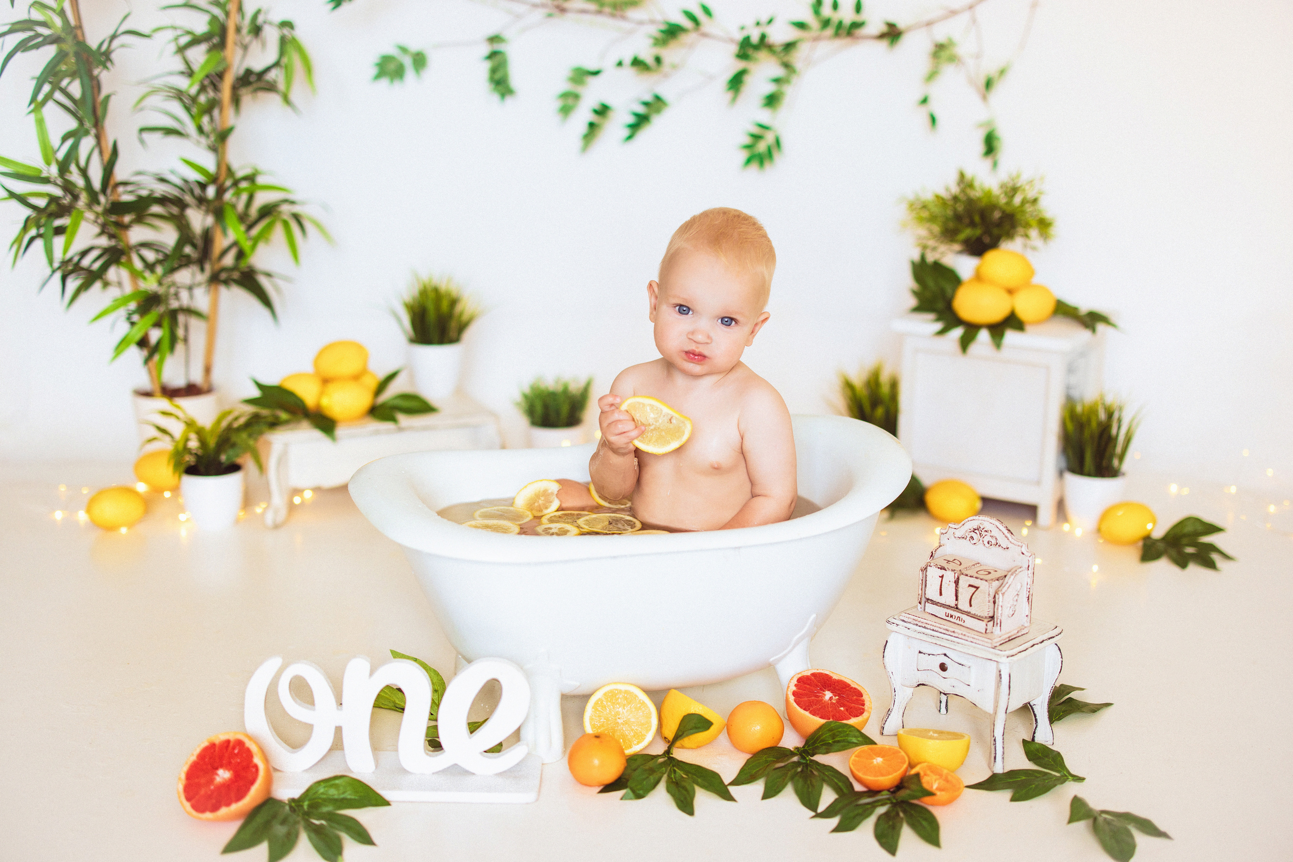 Молочные ванны для детей в Краснодаре. Семейный и детский фотограф в Краснодаре Анна Трашкова