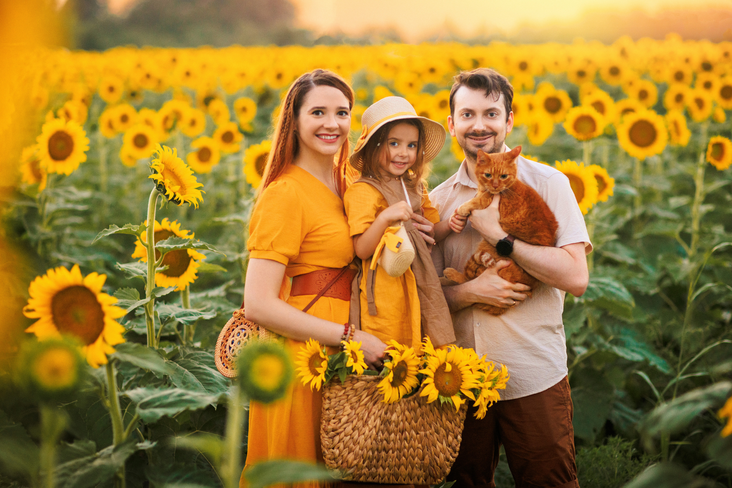 Фотосессия в подсолнухах в Краснодаре. Семейный и детский фотограф в Краснодаре Анна Трашкова