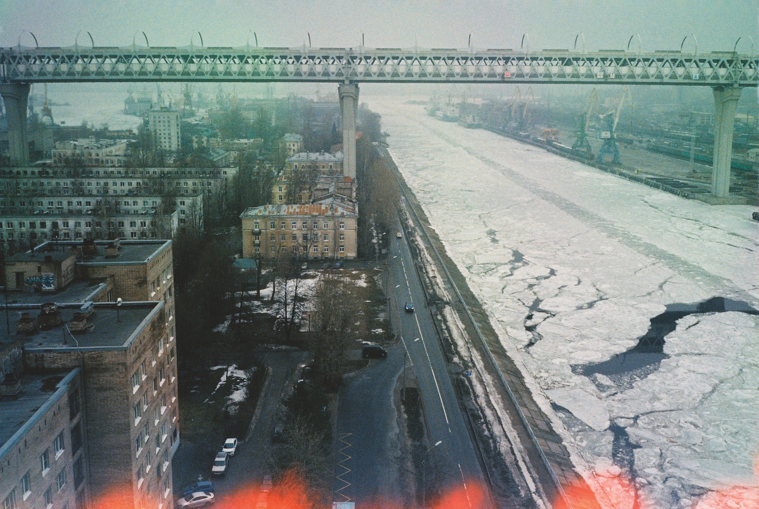 Фотографии цветные. Свадебный и семейный пленочный фотограф в Петербурге Истомина Ирина