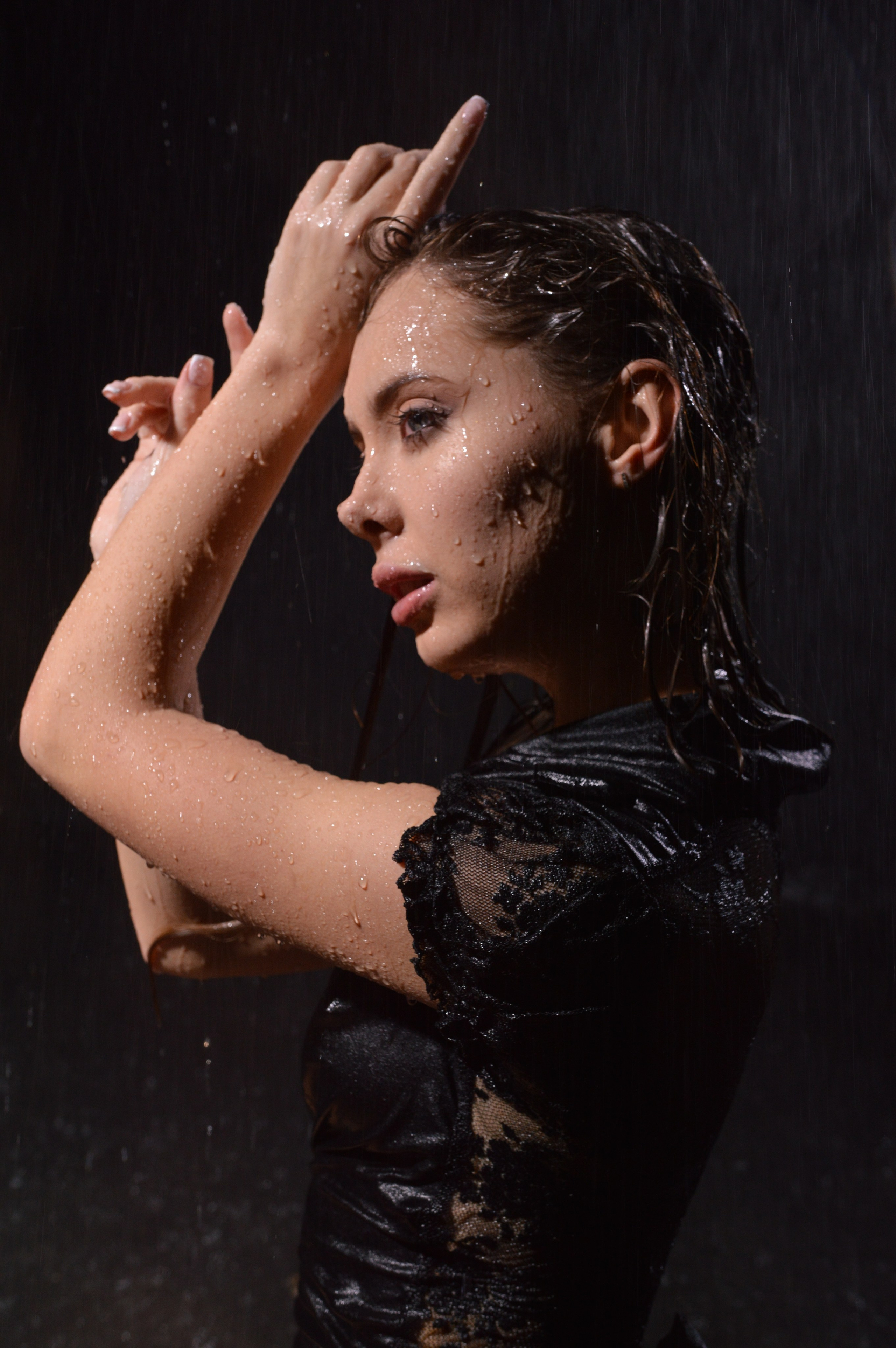 Тропический душ. Phbyadel.wfolio.pro