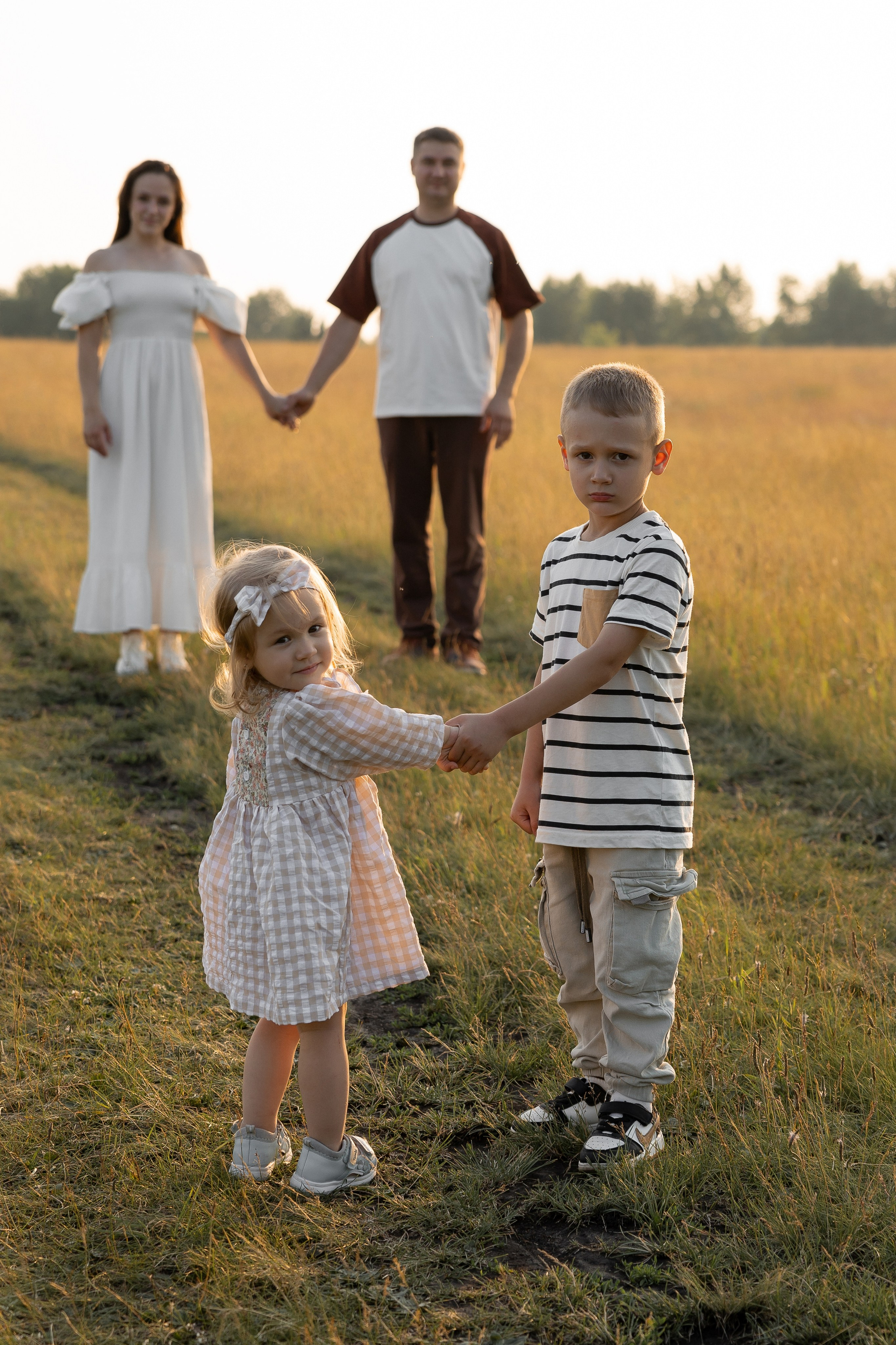 В поле. Семейный и свадебный фотограф в Челябинске Мария Леонтьева