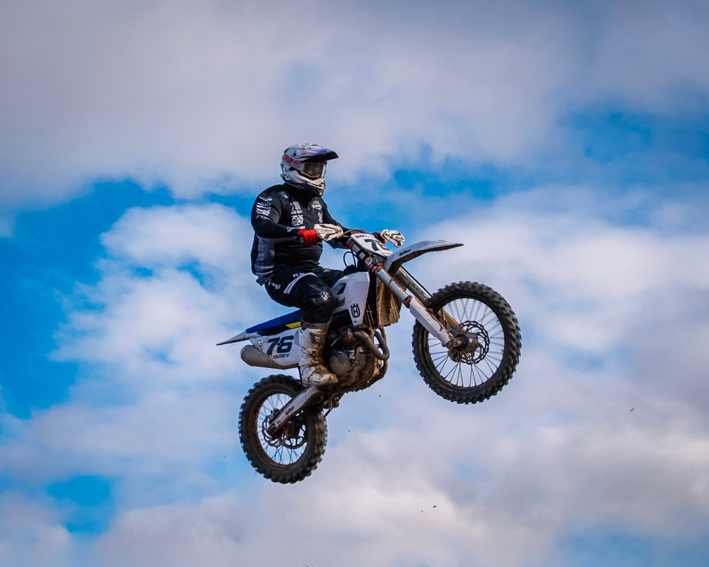 Мотокросс (Игора Драйв). Автомобильные фотографии и рисунки в Санкт-Петербурги Пашков Дмитрий