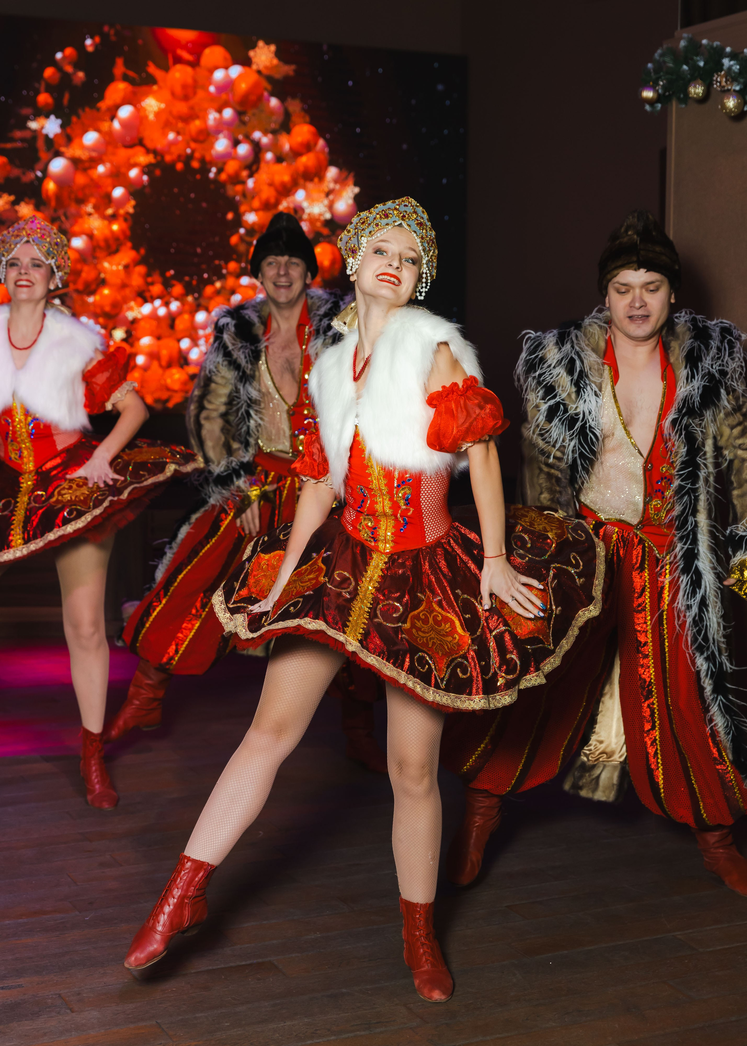 Предновгодка Кипарис 2024. ФОТОГРАФ ВИНОГРАДОВА ДАРЬЯ