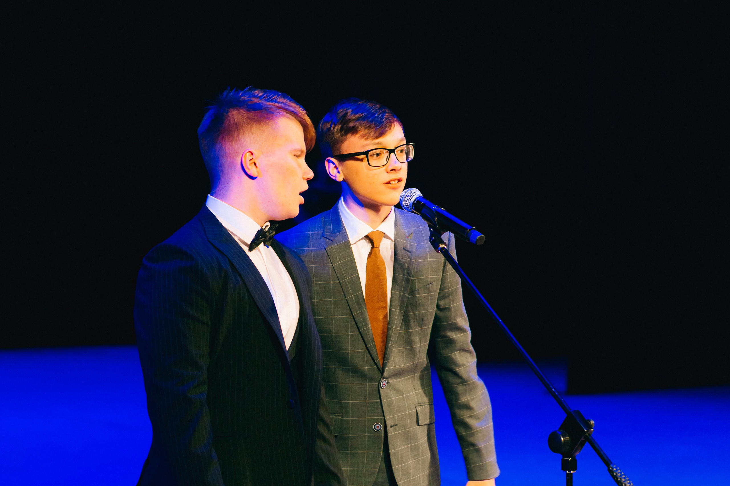 Вручение аттестатов 14 Гимназия. Свадебный и семейный фотограф в Улан-Удэ