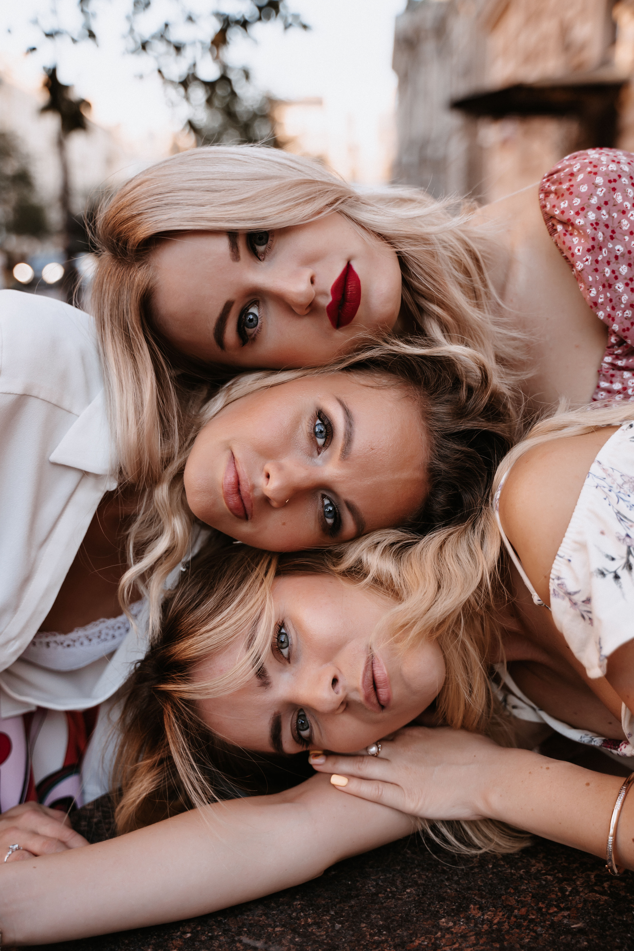 Девочки-прогулка. Главная