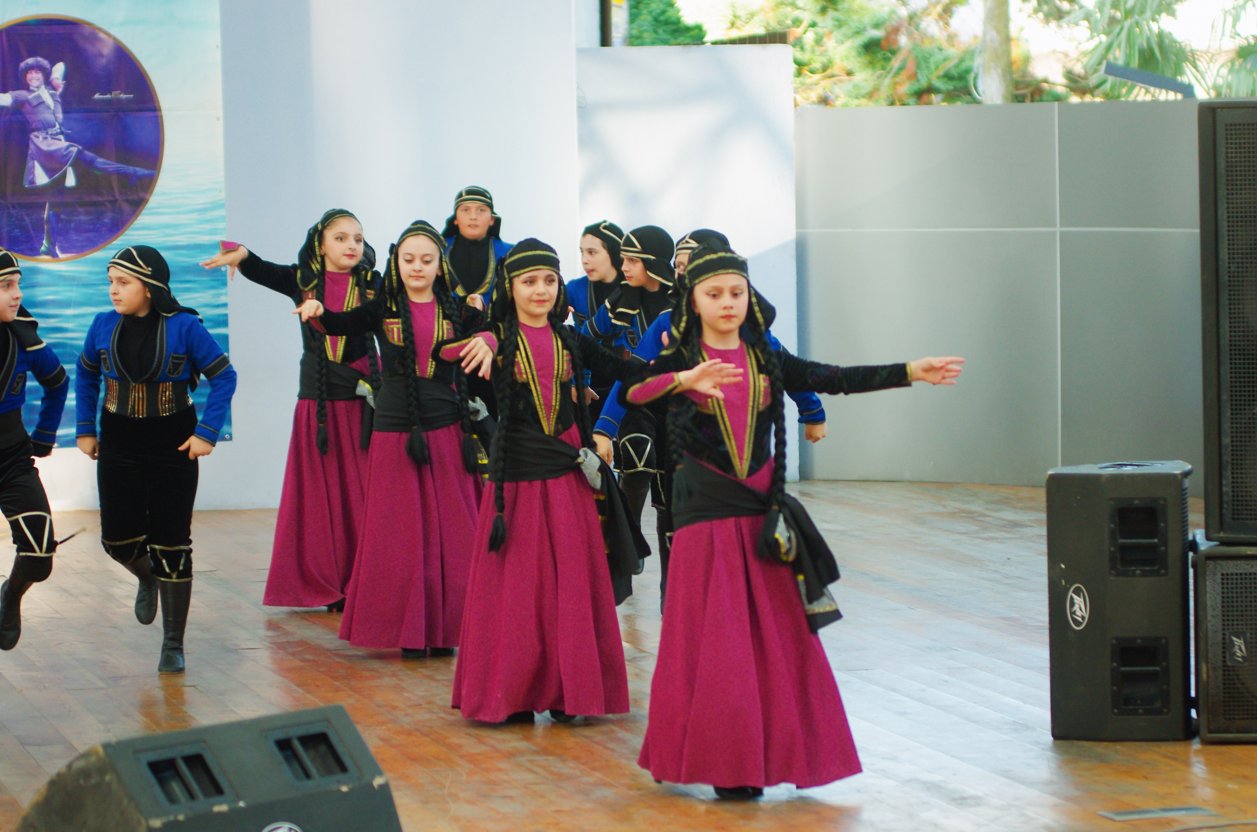 Кабулети Танцы. Портретный фотограф Денис Милютин