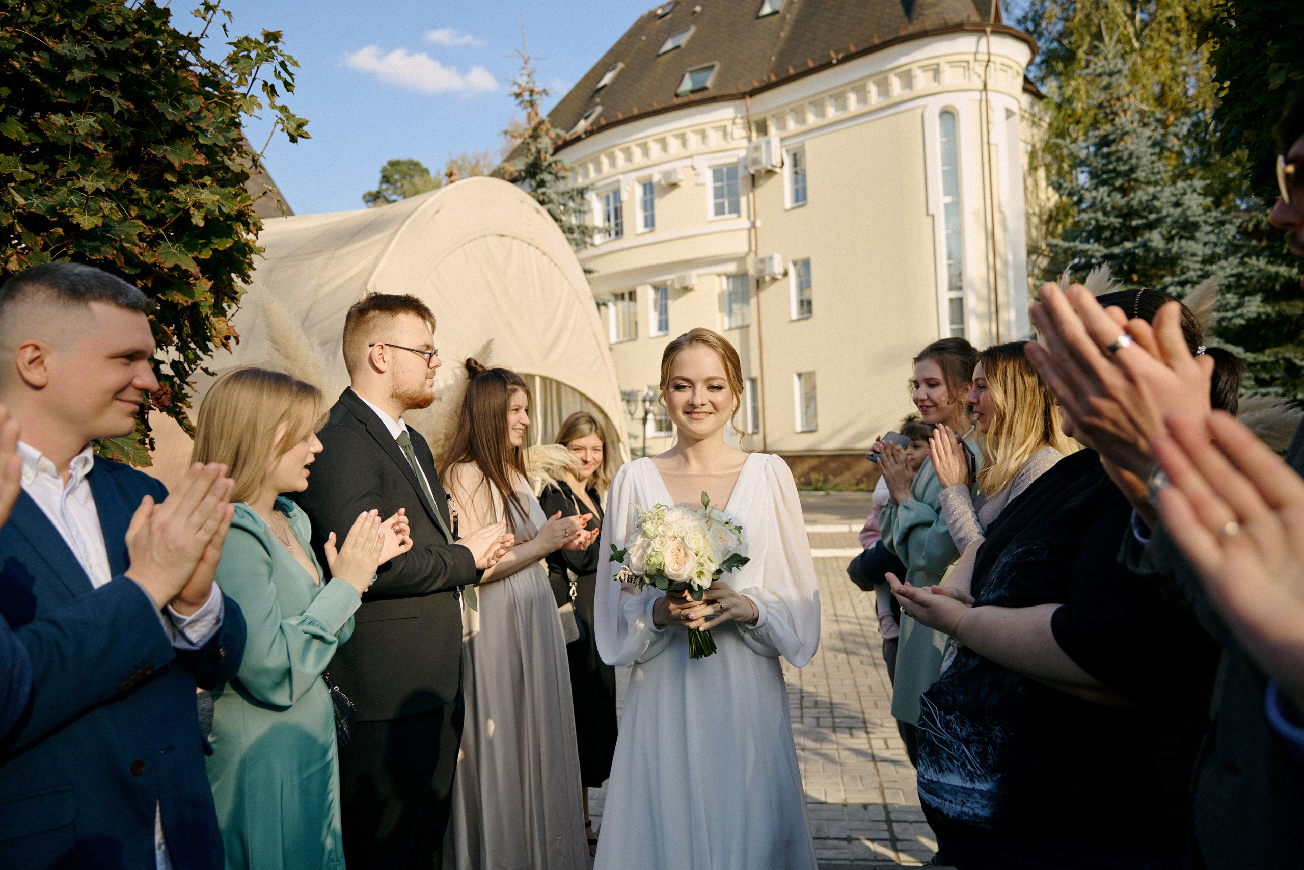 Свадебная фотосъемка в Москве | Волшебные кадры вашего идеального дня. Контентный и репортажный фотограф Виталий Кулешов | Москва