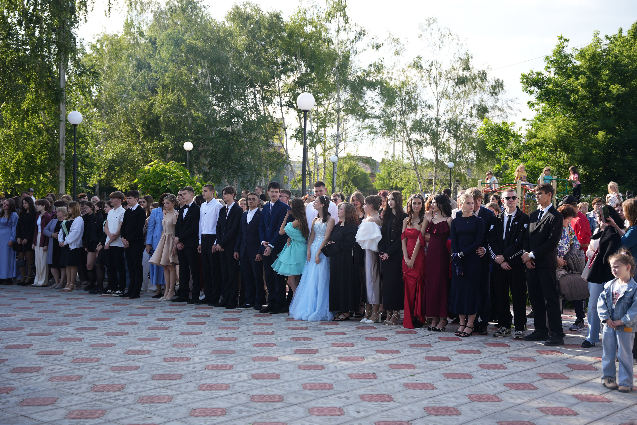 Выпускной в парке. Ольга Плаксина фотограф в Саратове