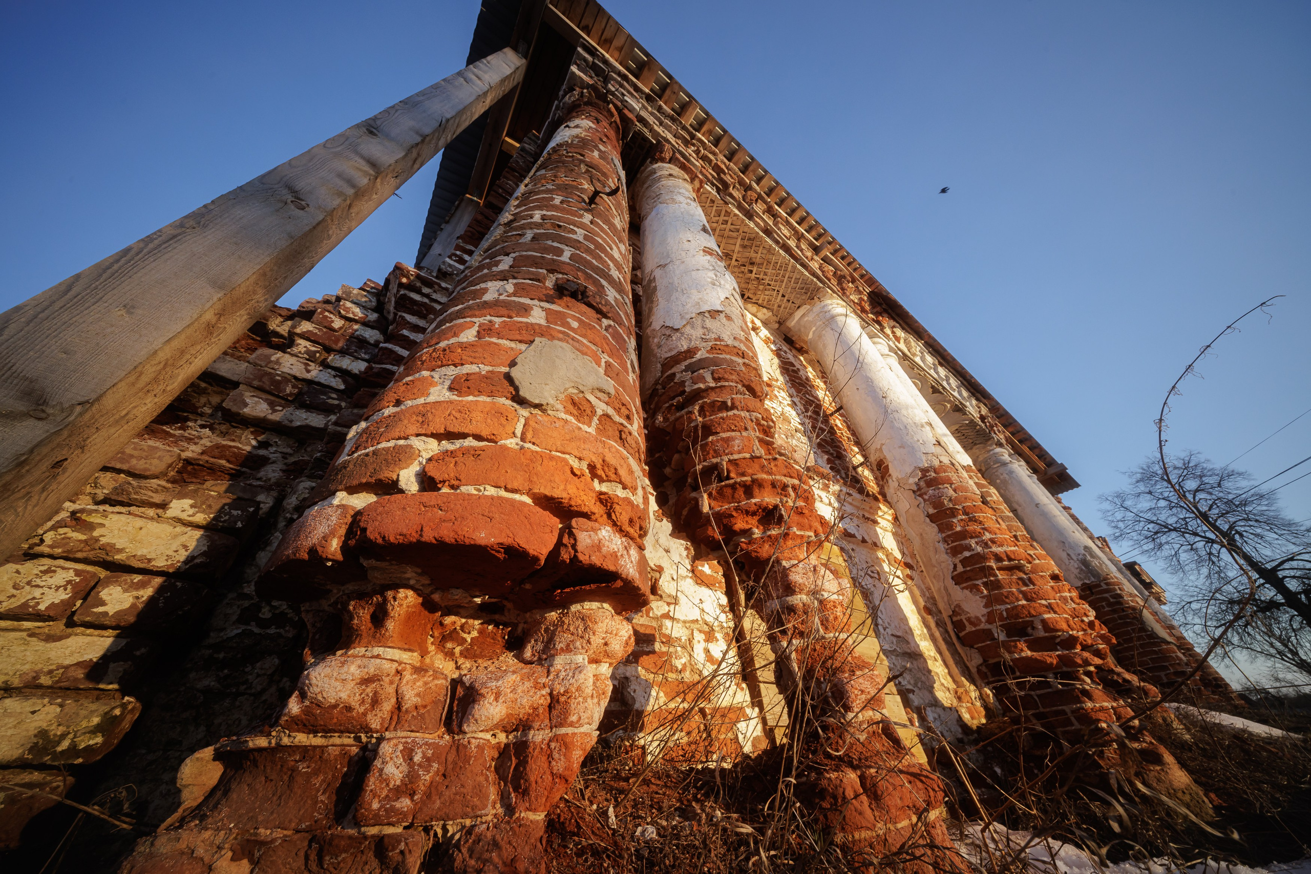 Архитектура — экстремальный угол съемки. Владимир Петухов — фотограф в г. Кинешма. Оператор FPV