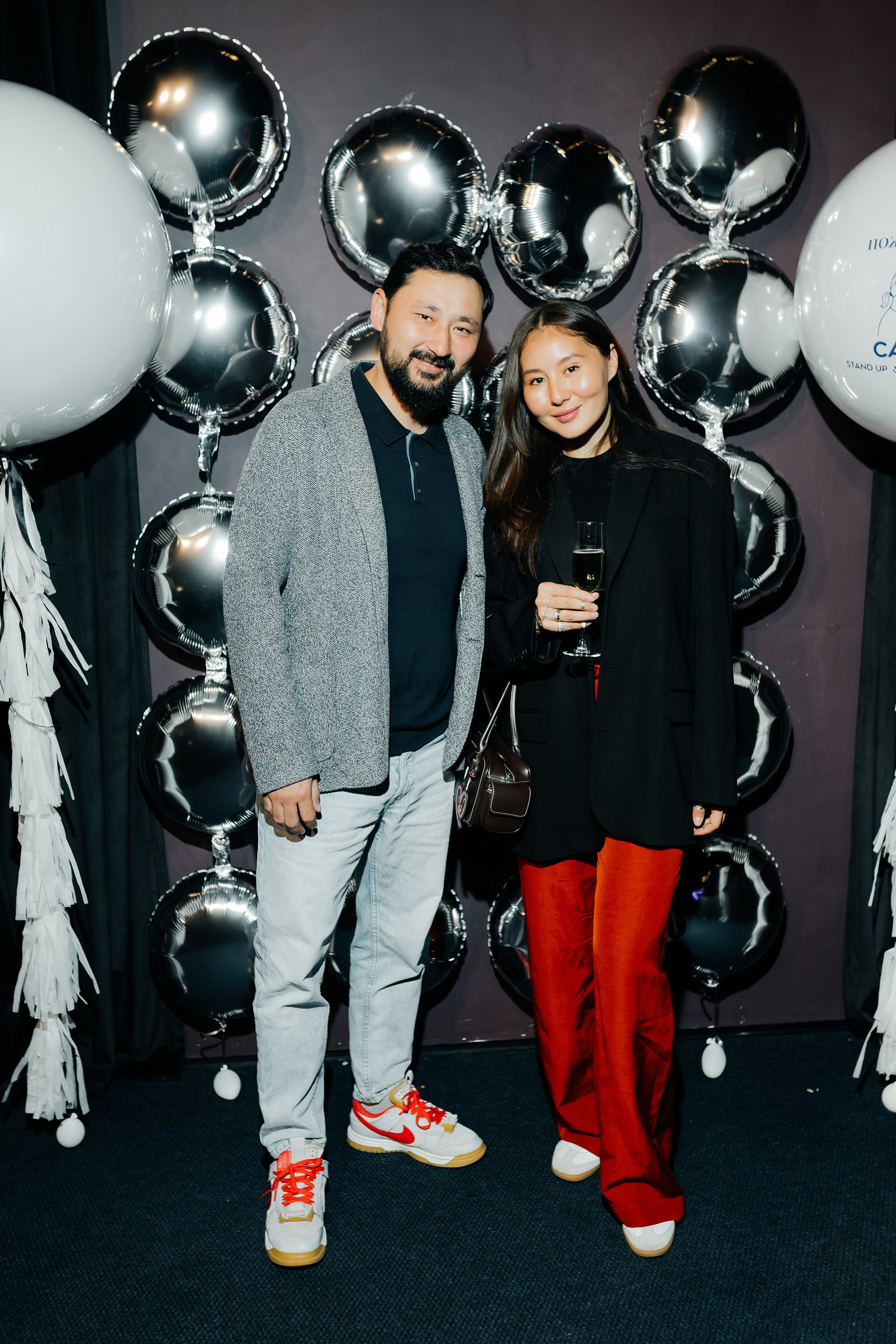 Открытие StandUp Bar «Carlin». Свадебный фотограф в Павлодаре и Астане