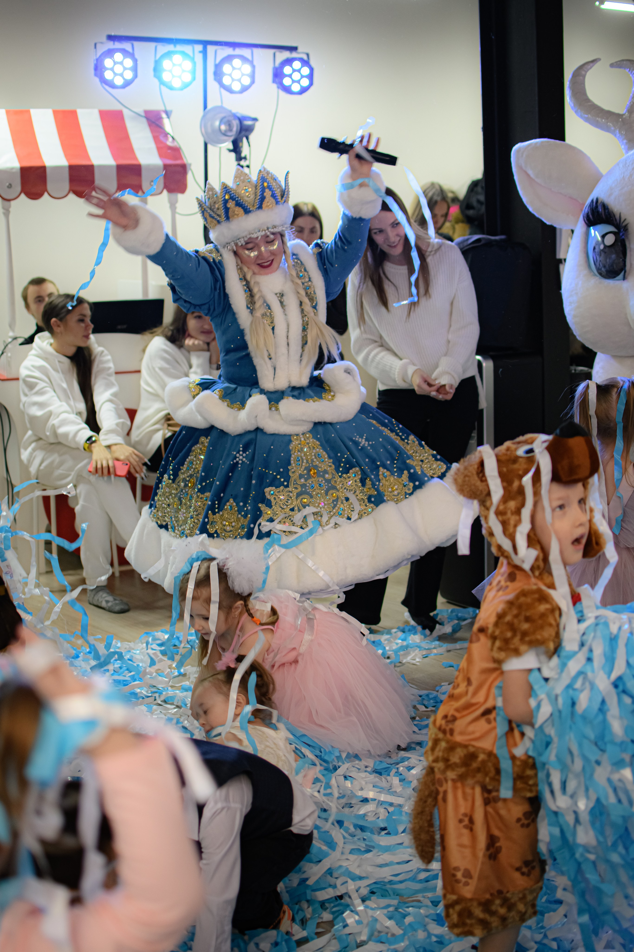 HAPPY NEW YEAR. Photokarish