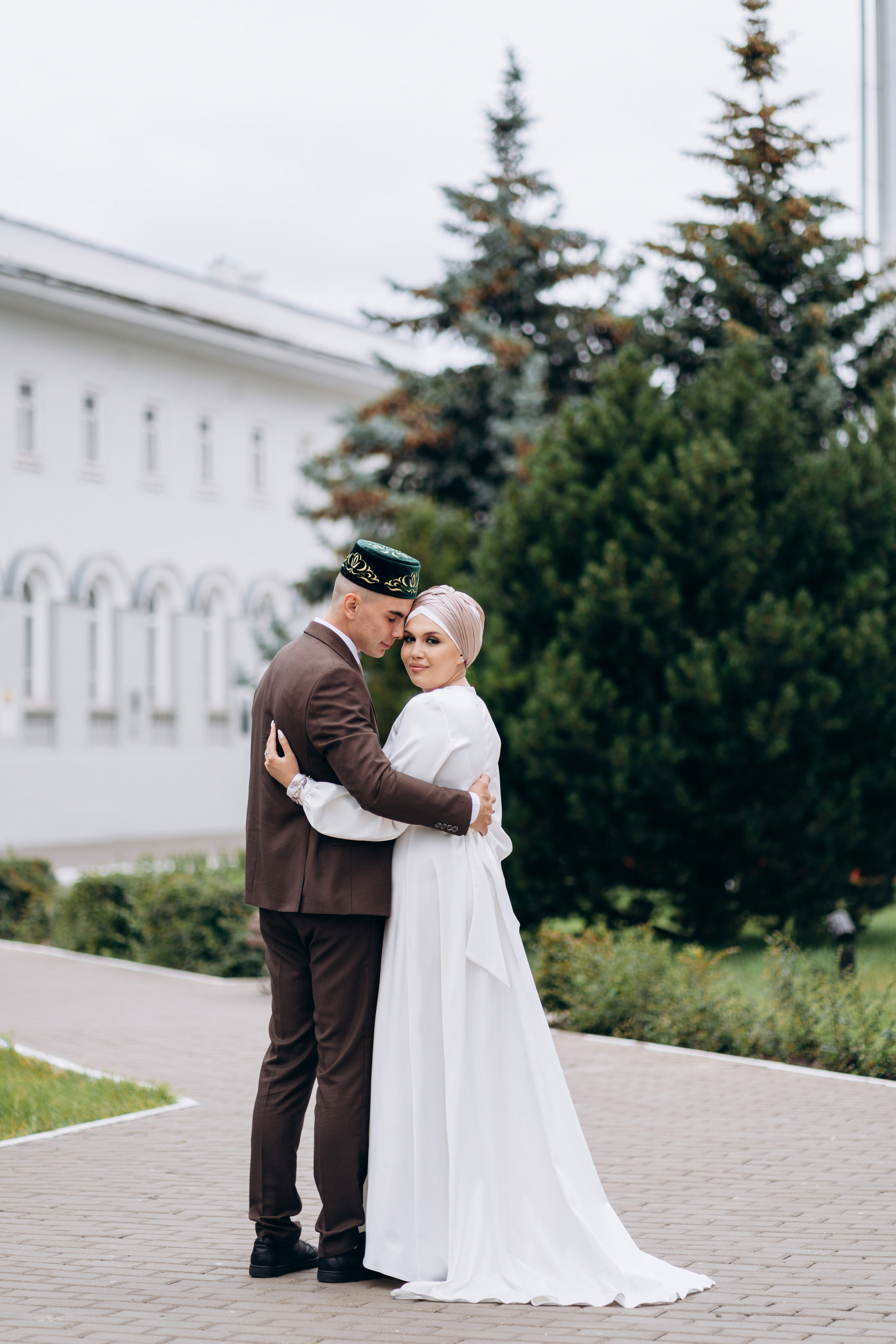 свадебная фотосессия в дворике КФУ, свадебный фотограф Казань