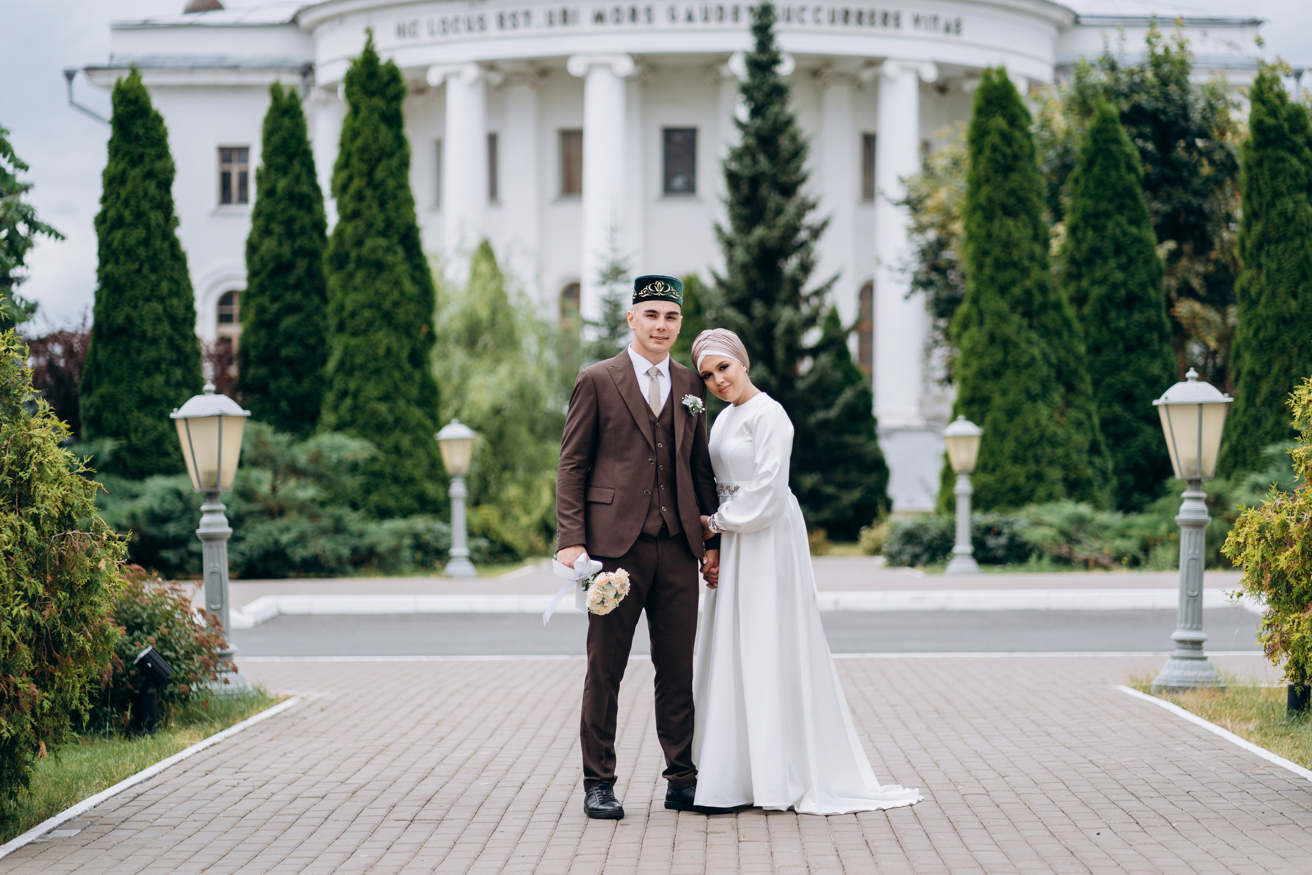 свадебная фотосессия в дворике КФУ, свадебный фотограф Казань