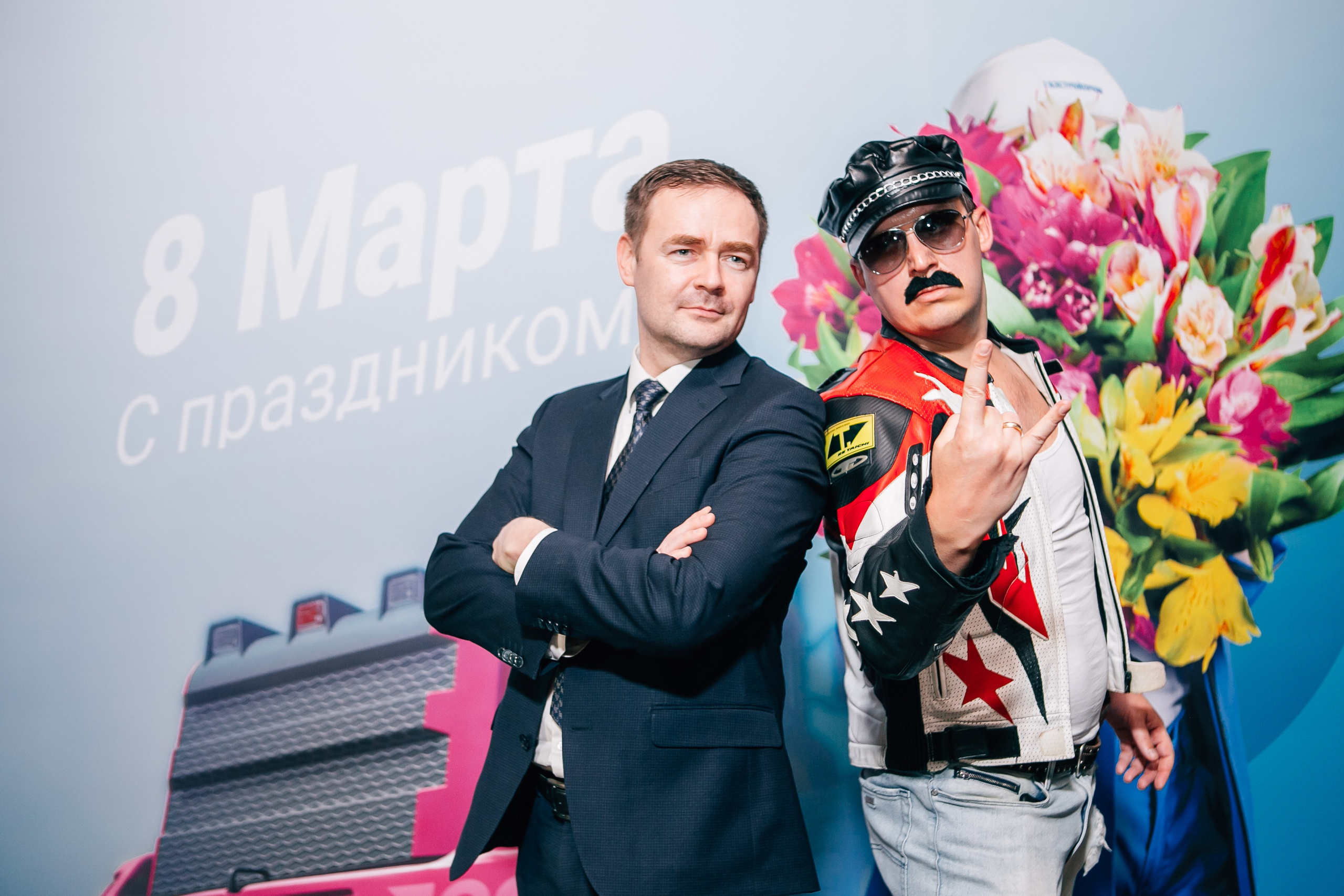 Снимал репортаж для «Газпром нефть», Газстройпром, Росатом, ОЗОН, Мегафон, ВТБ, Т-Банк, Unilever, Материа Медика Холдинг. Фотограф Serg-Epic — Сергей Клепиков