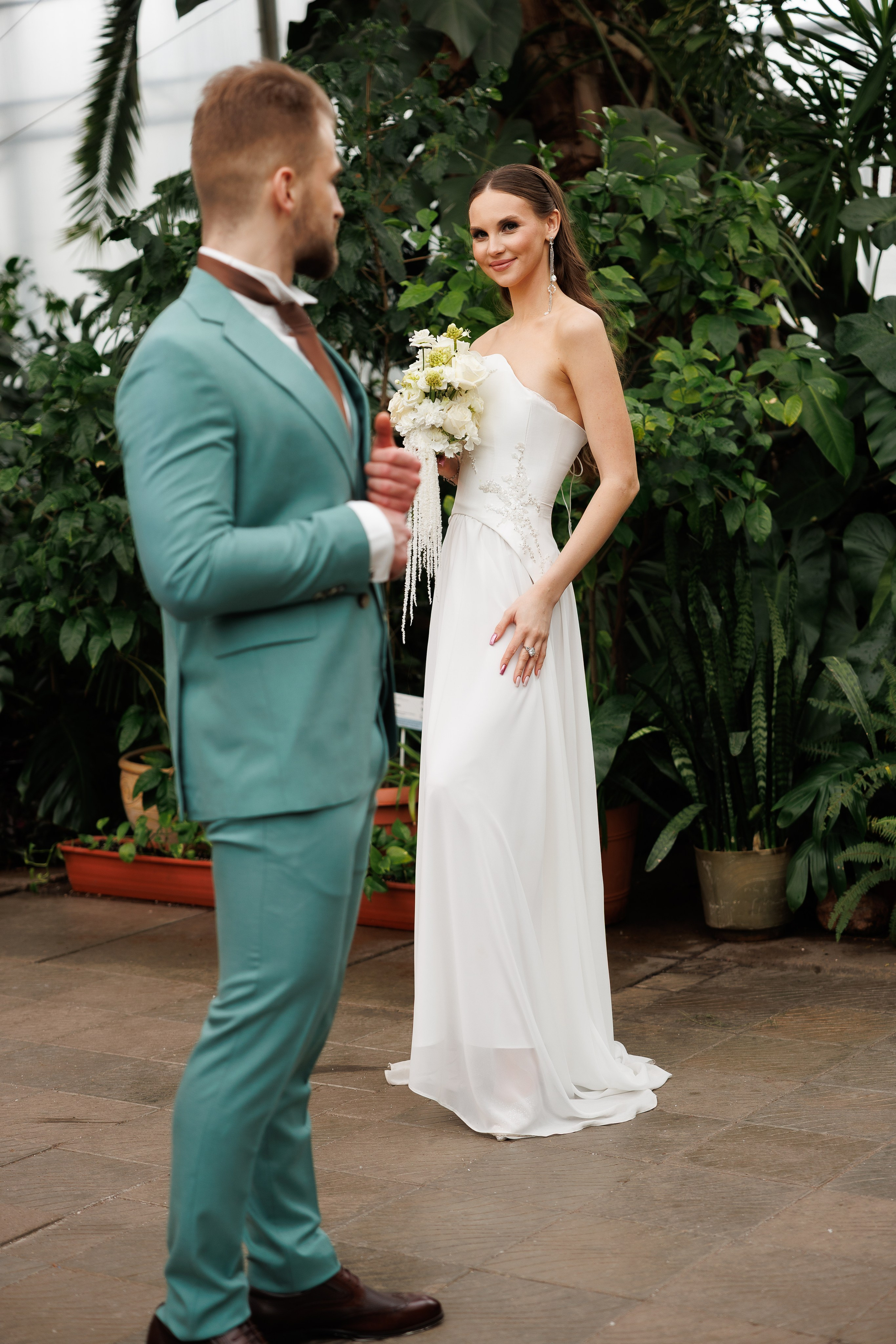 Свадебная прогулка в оранжерее. Питер. Свадебный и семейный фотограф в Москве Красинская Мария