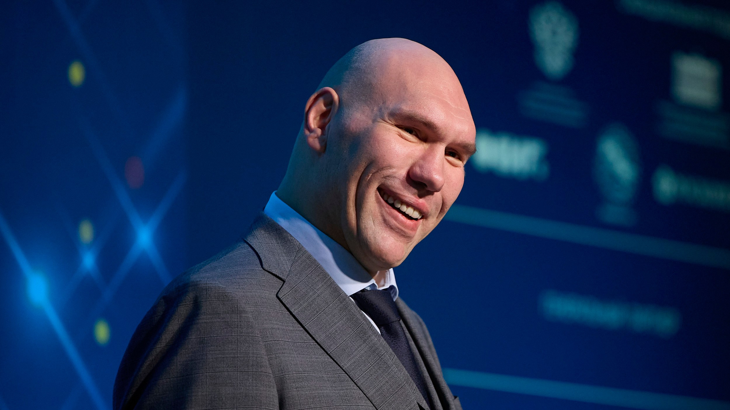 Политика. Егор Тутубалин