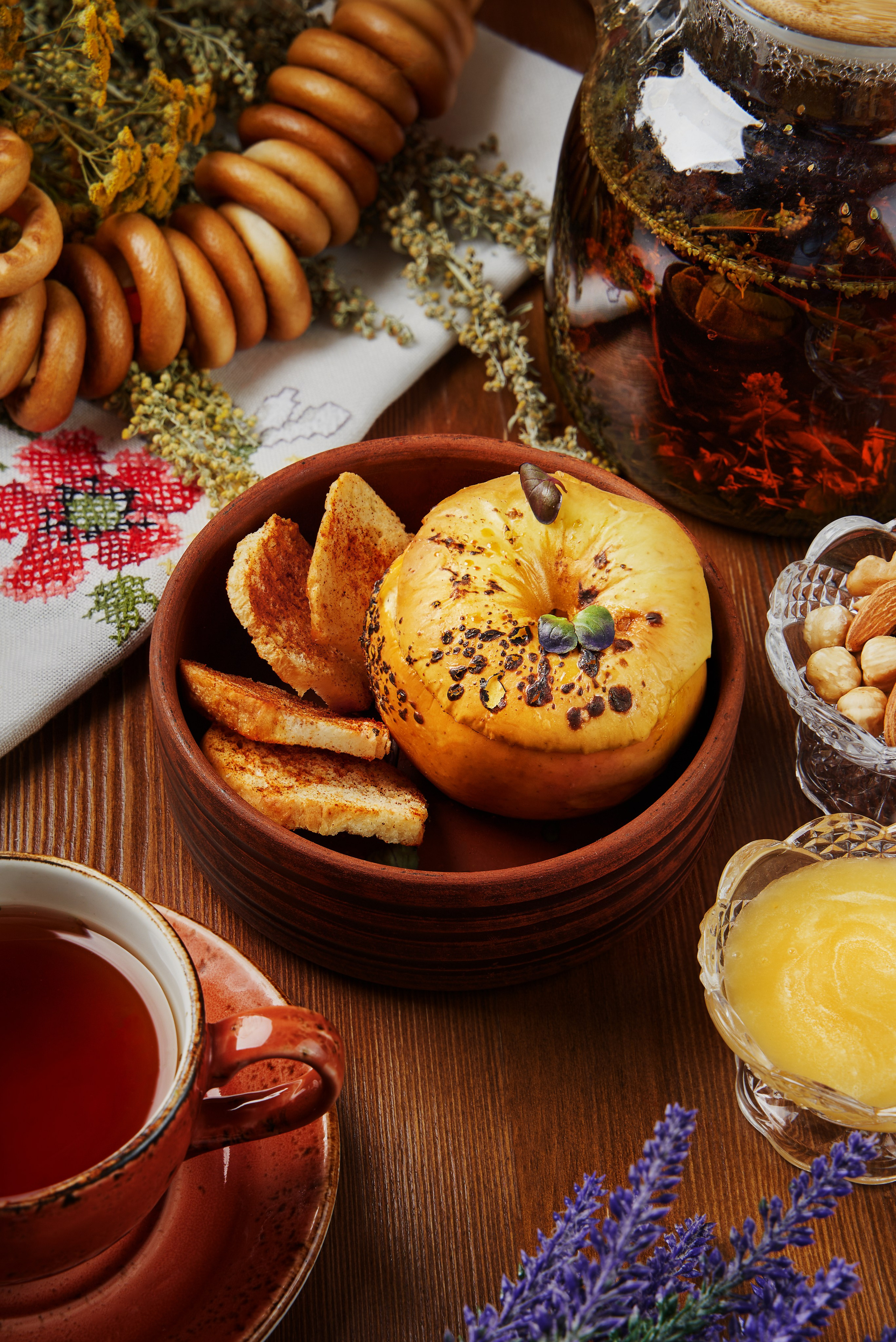 Фуд-фотограф в Самаре — съёмка блюд и напитков для меню ресторанов Профессиональная фуд-съёмка в Самаре — фотограф еды для кафе и гастробаров Съёмка еды для меню и соцсетей — food photographer Samara Фотограф еды в Самаре — предметная съёмка блюд для ресторанов и брендов Фуд-фотосессия в студии Самары — стильная съёмка блюд