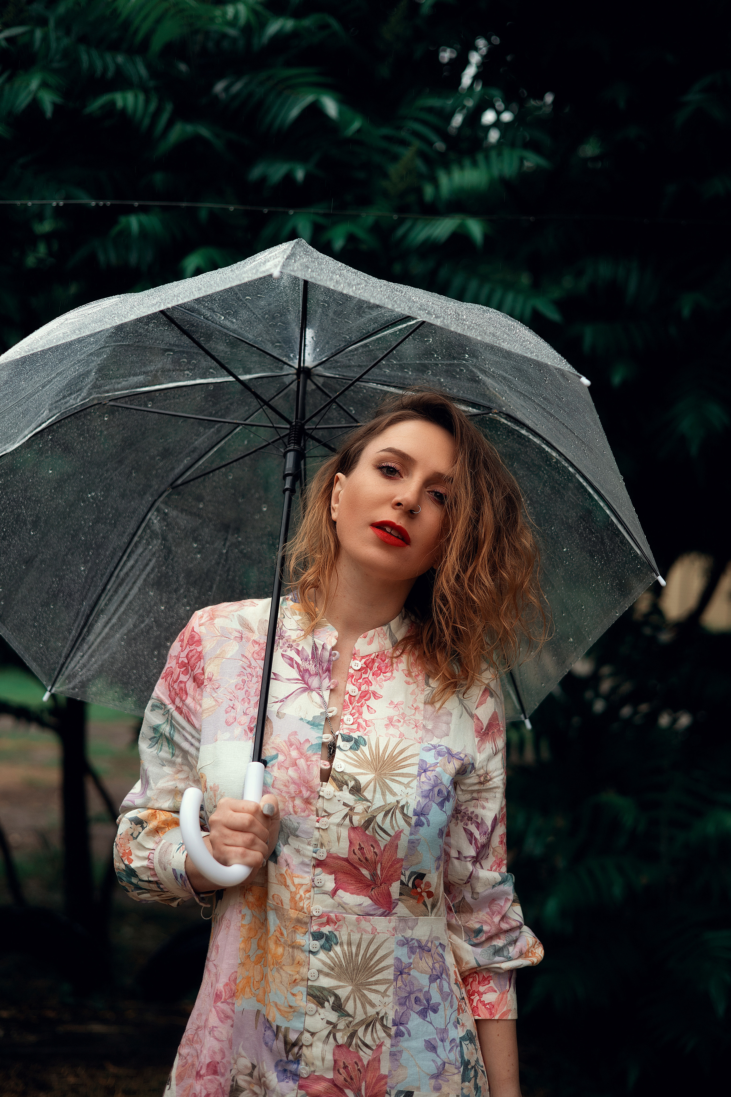 Настя под дождем. Ваш фотограф в г. Волгоград и по всей России Севастьянова Ульяна