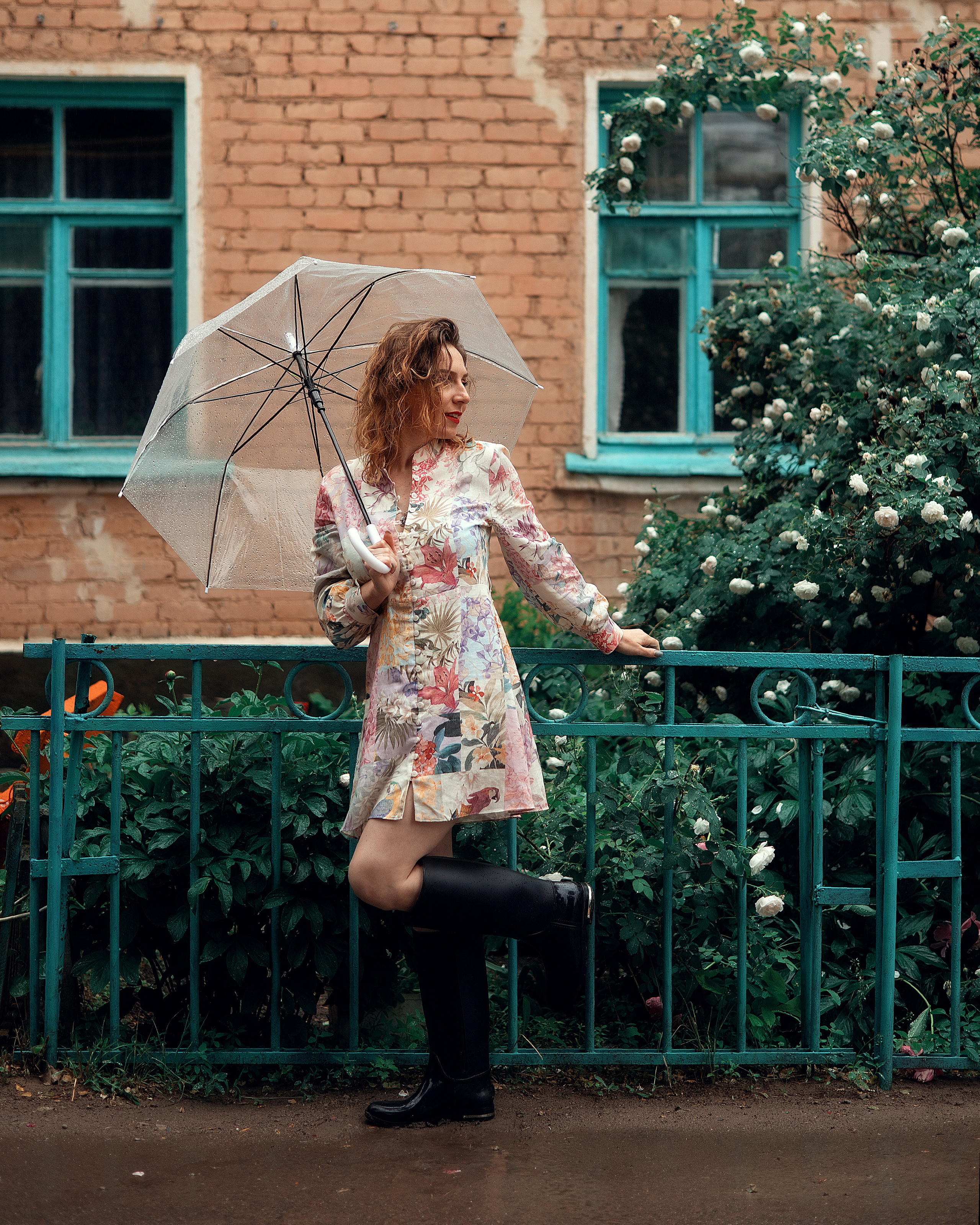 Настя под дождем. Ваш фотограф в г. Волгоград и по всей России Севастьянова Ульяна